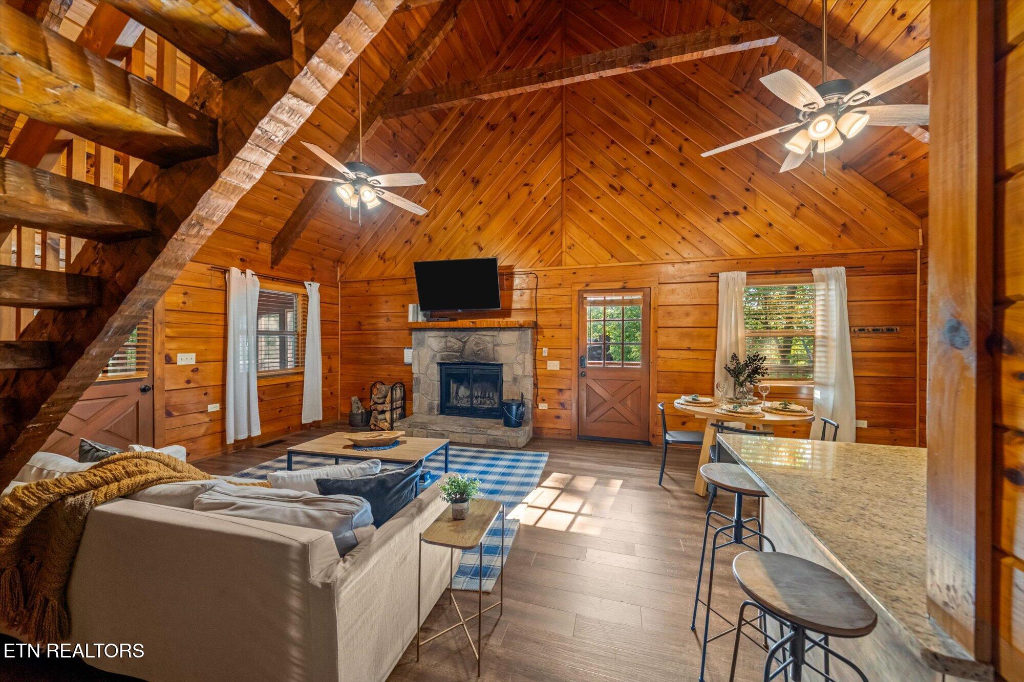4372 Boogertown Road Sevierville TN 37876