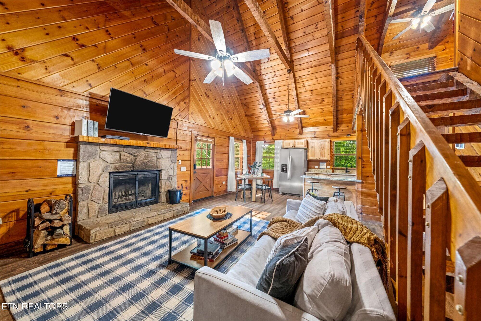 4372 Boogertown Road Sevierville TN 37876