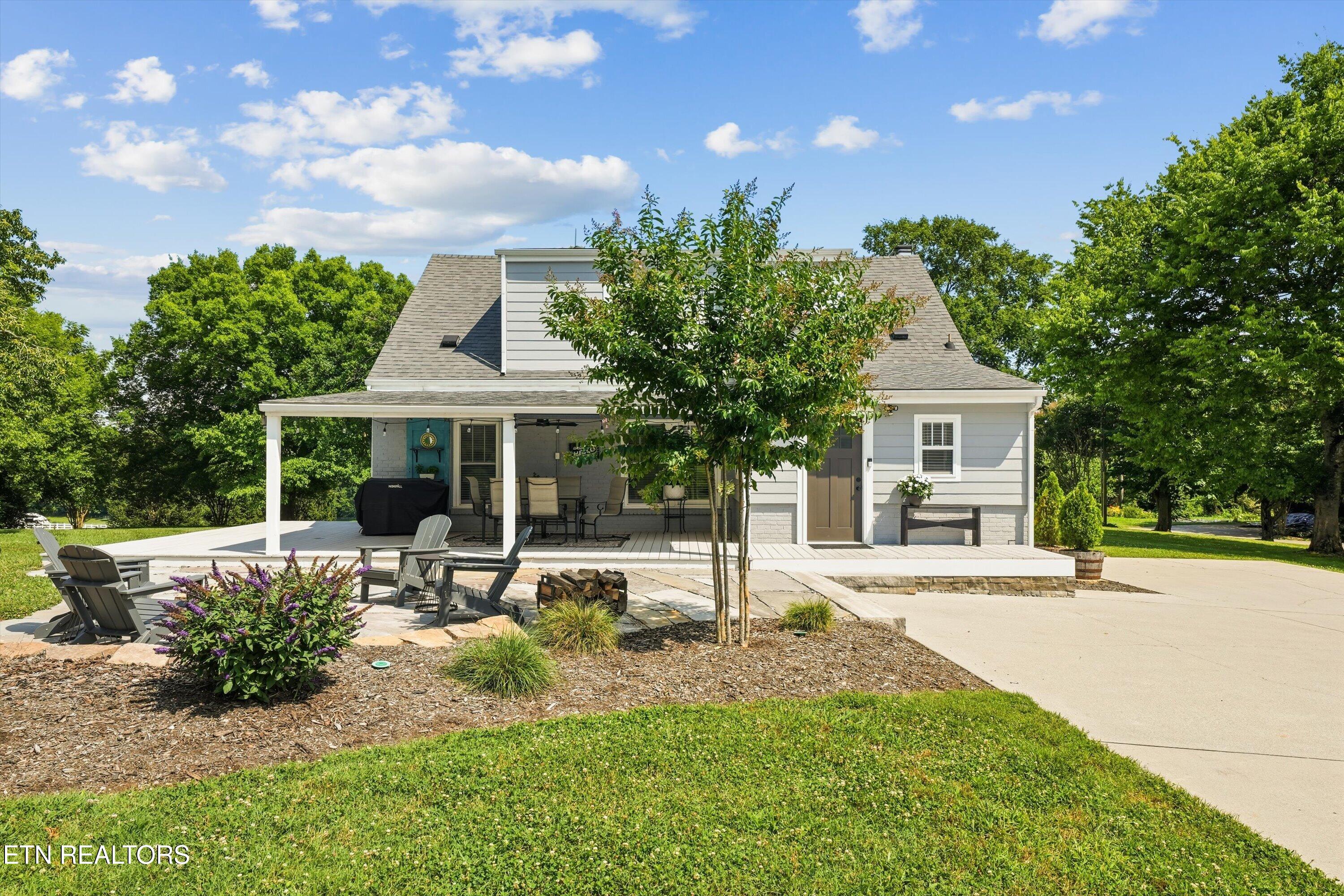 930 Gregg Road Friendsville TN 37737