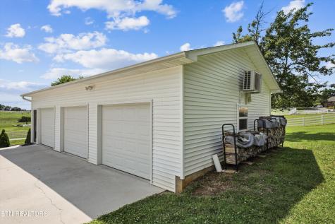 930 Gregg Road Friendsville TN 37737