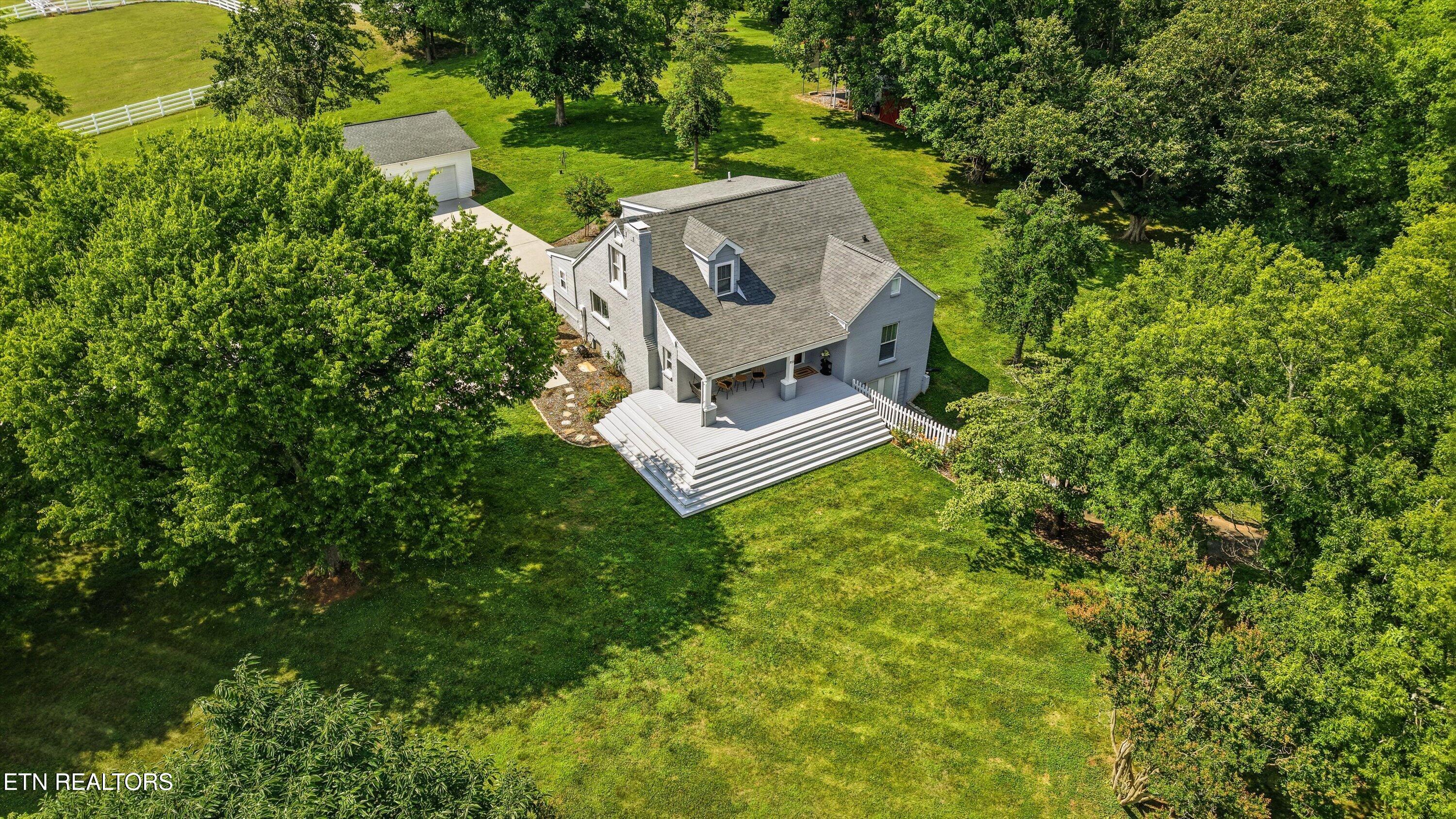 930 Gregg Road Friendsville TN 37737