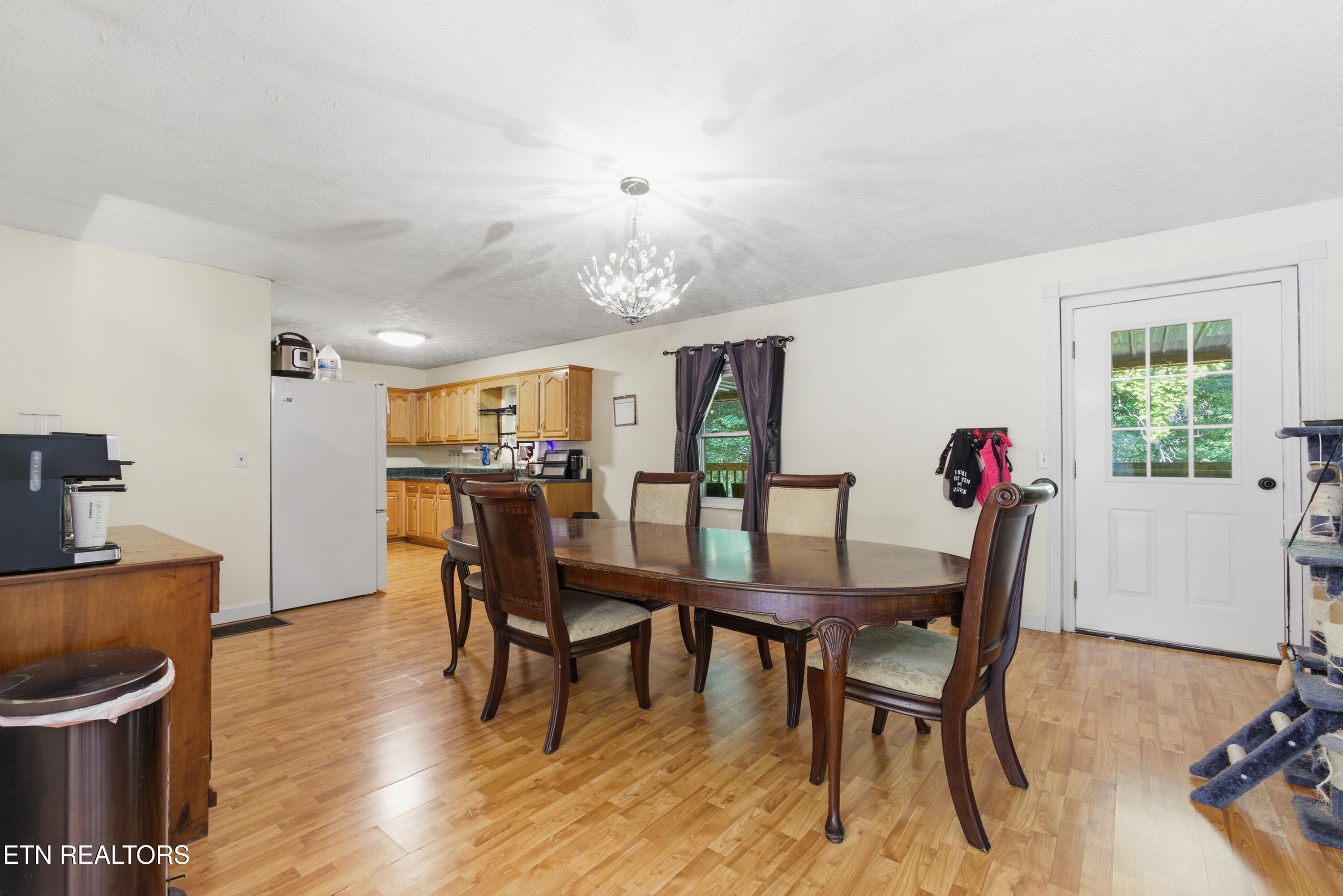 140 Walnut Street Deer Lodge TN 37726