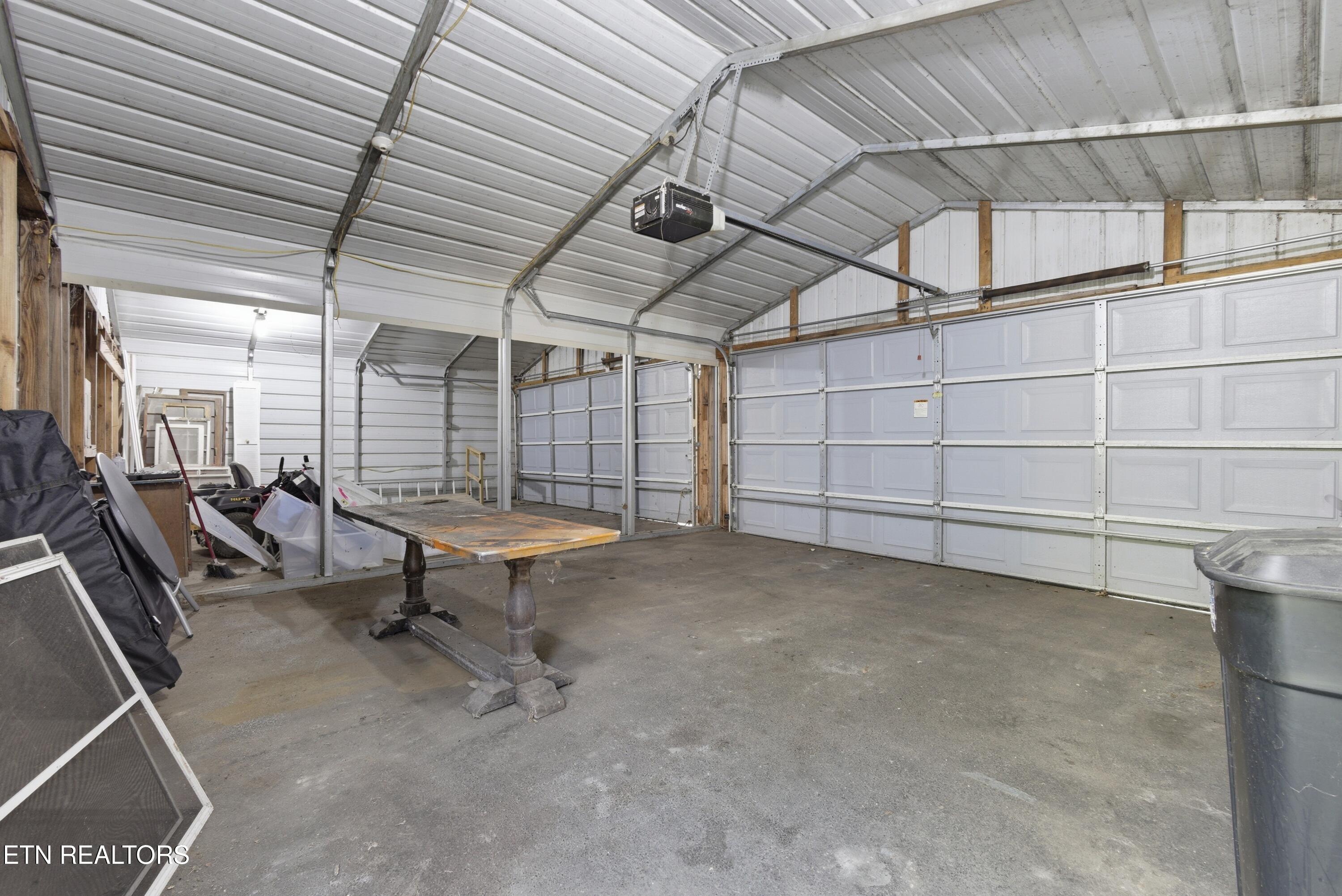 140 Walnut Street Deer Lodge TN 37726