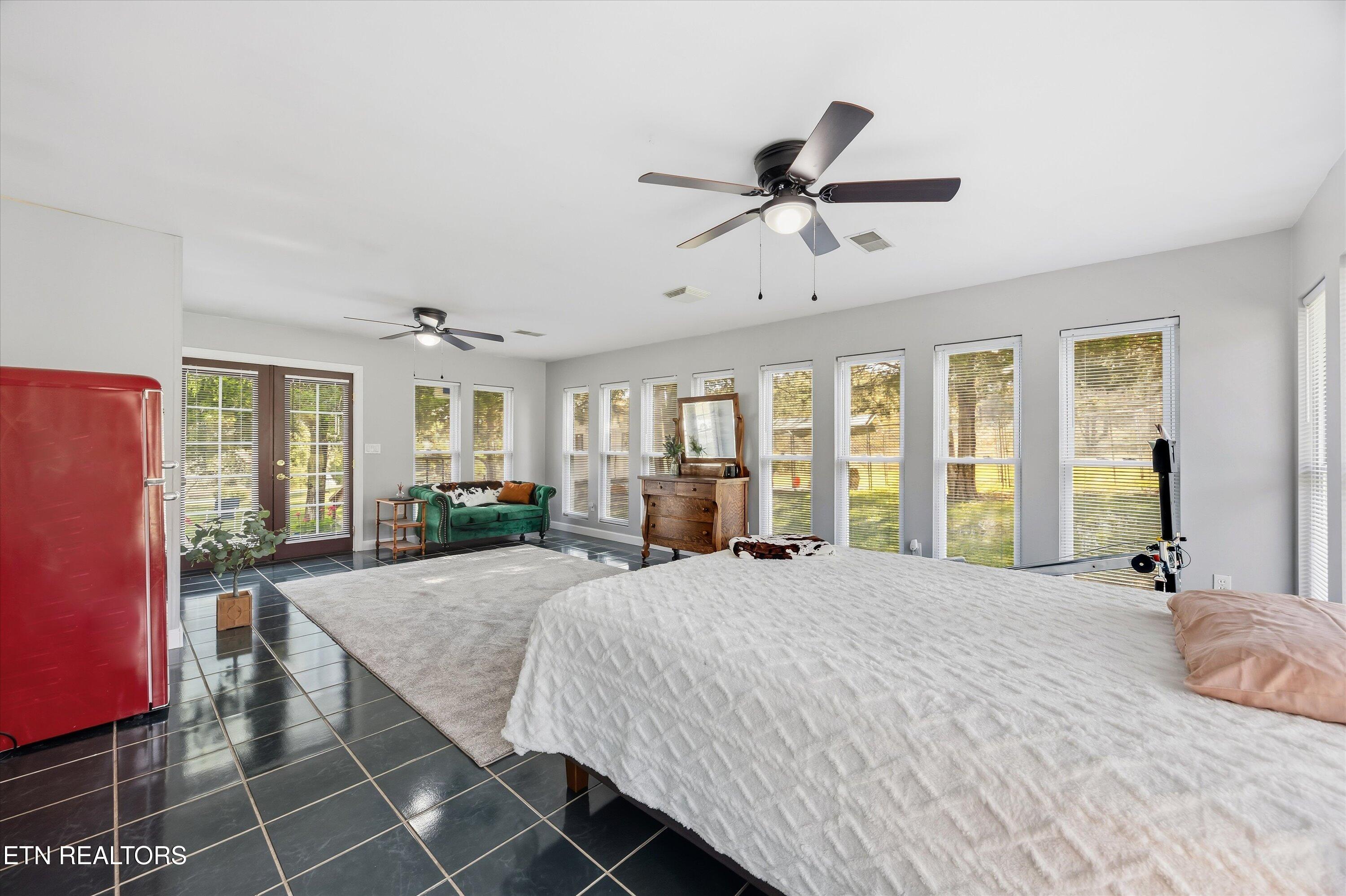 288 Forks Grove Road Lafollette TN 37766