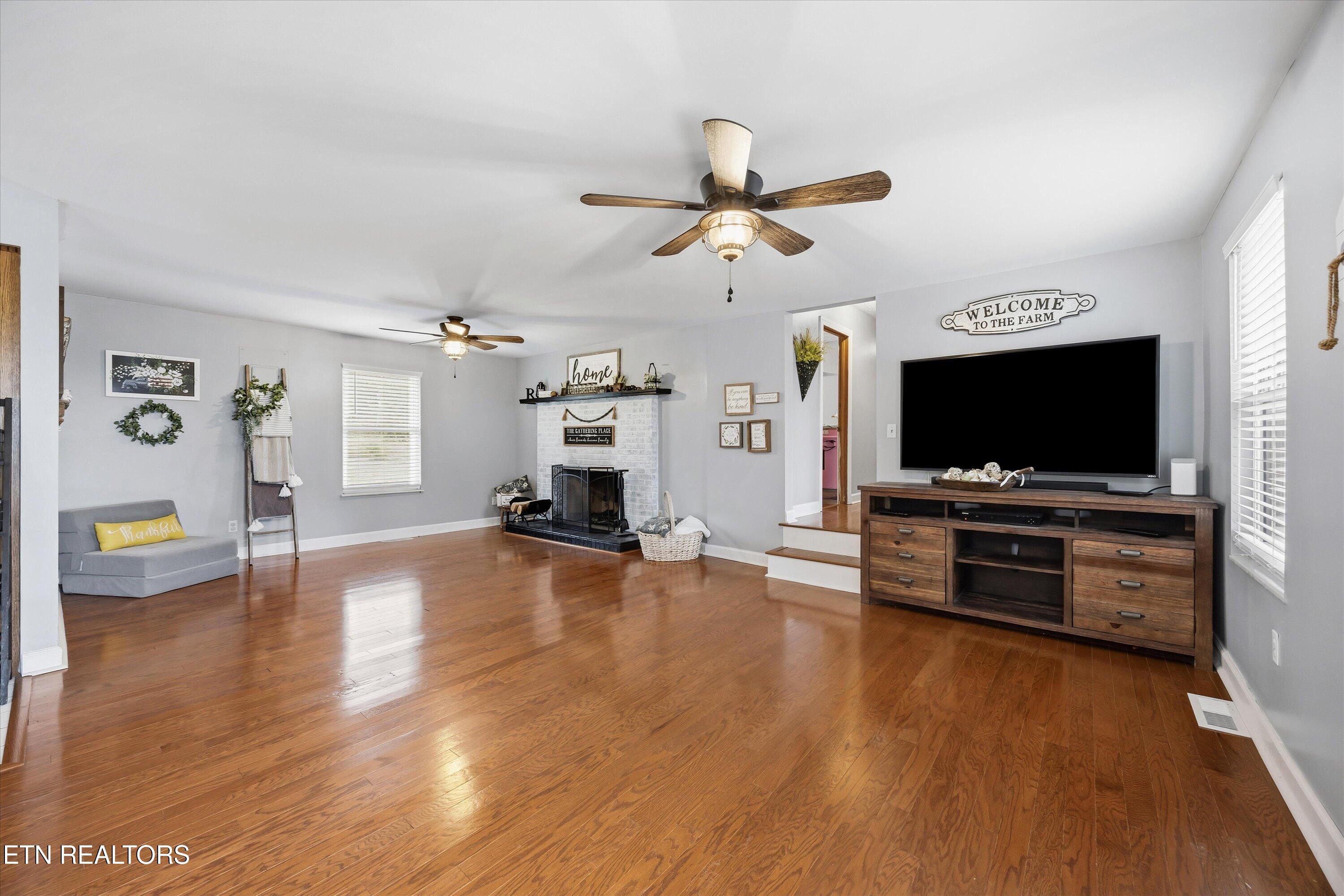 288 Forks Grove Road Lafollette TN 37766