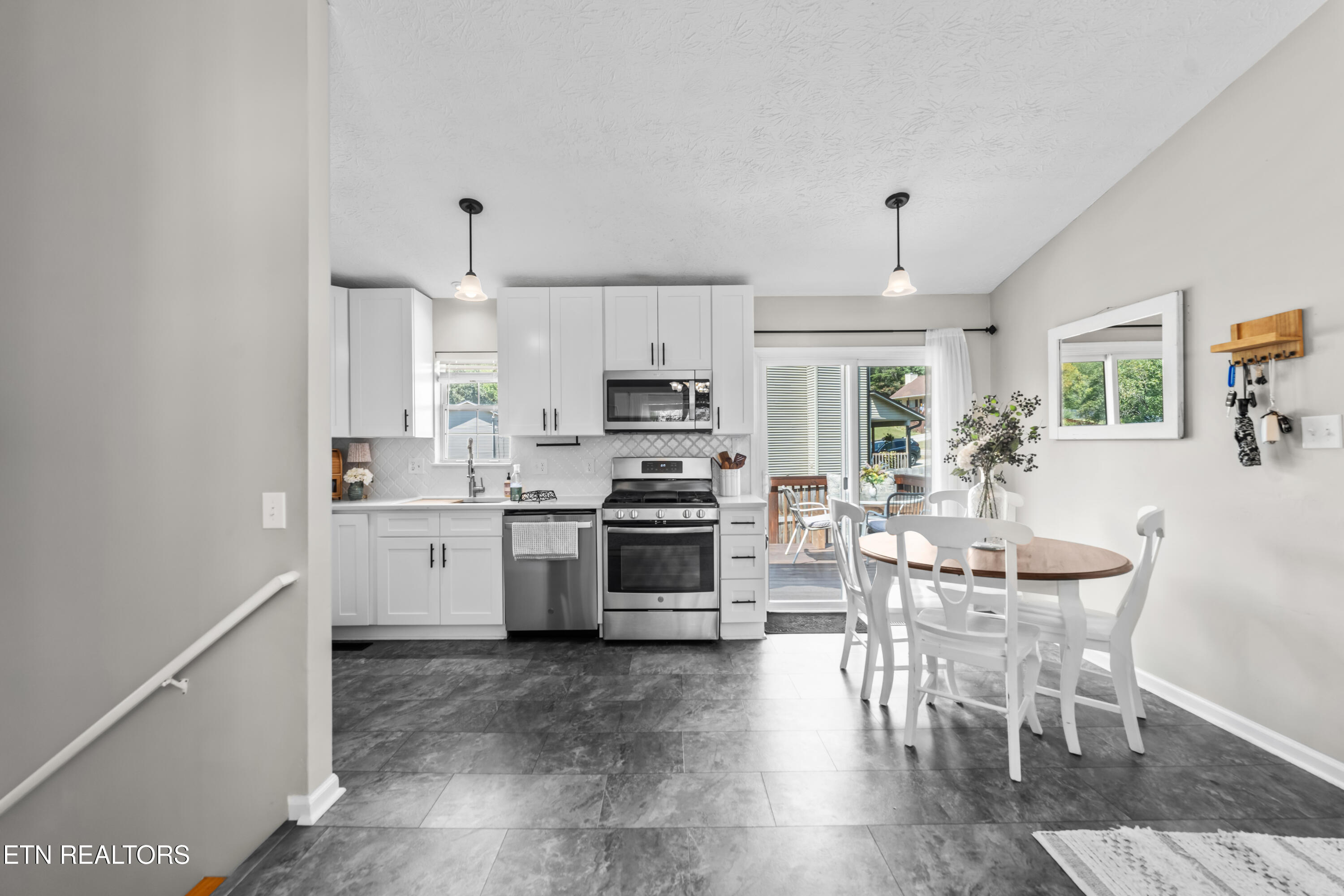 6801 Silent Brook Lane Knoxville TN 37921