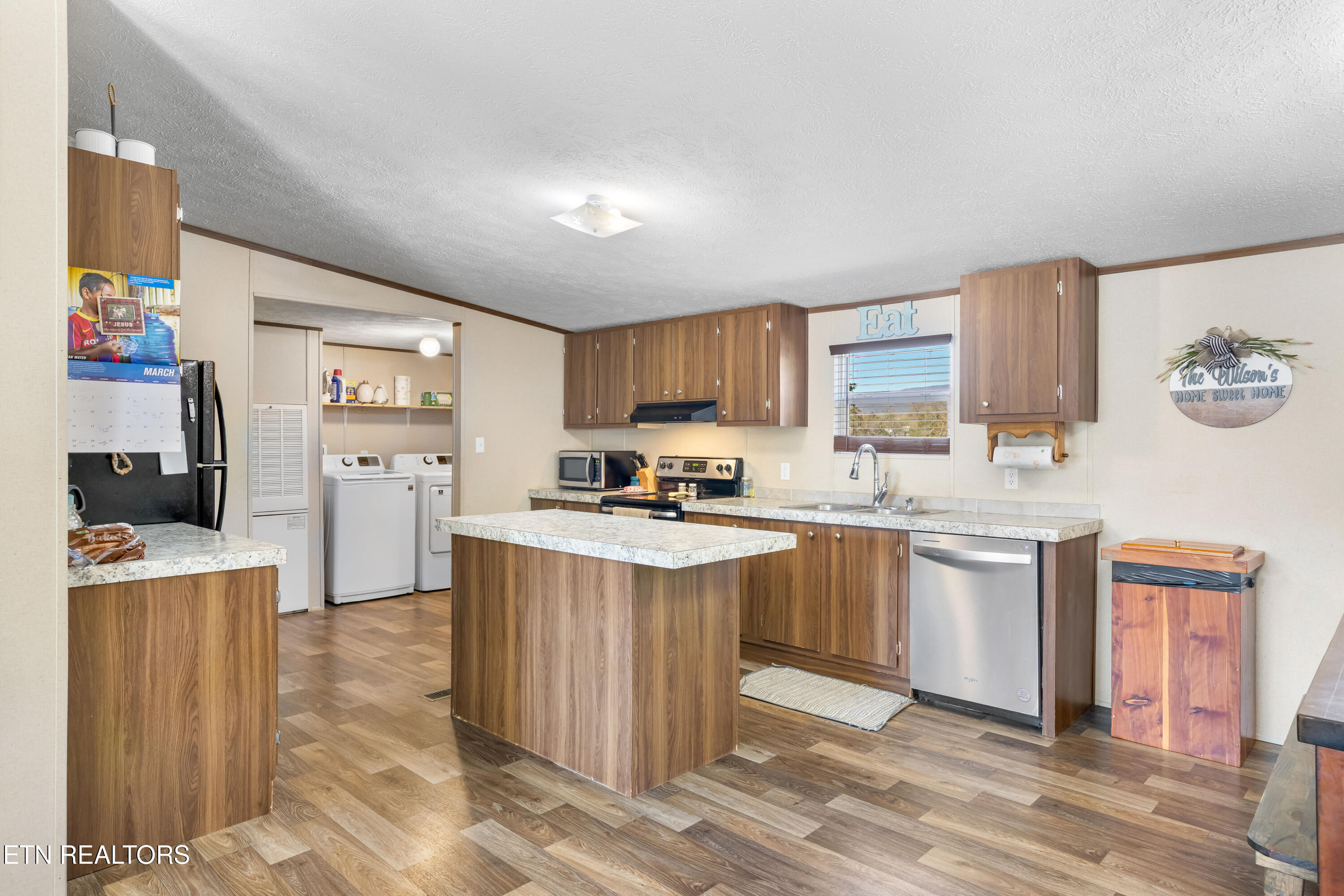 142 Branam Road Jacksboro TN 37757