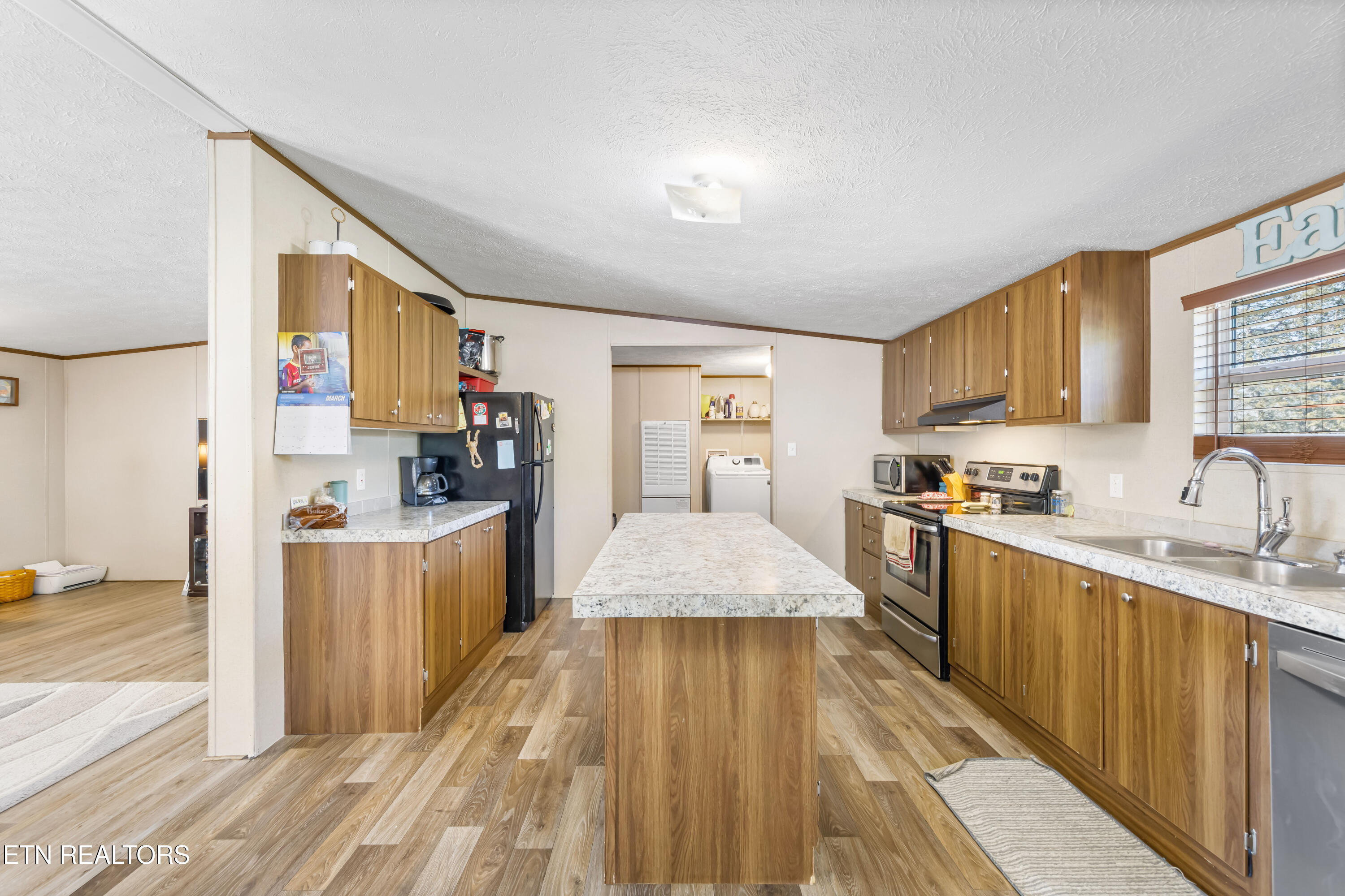 142 Branam Road Jacksboro TN 37757