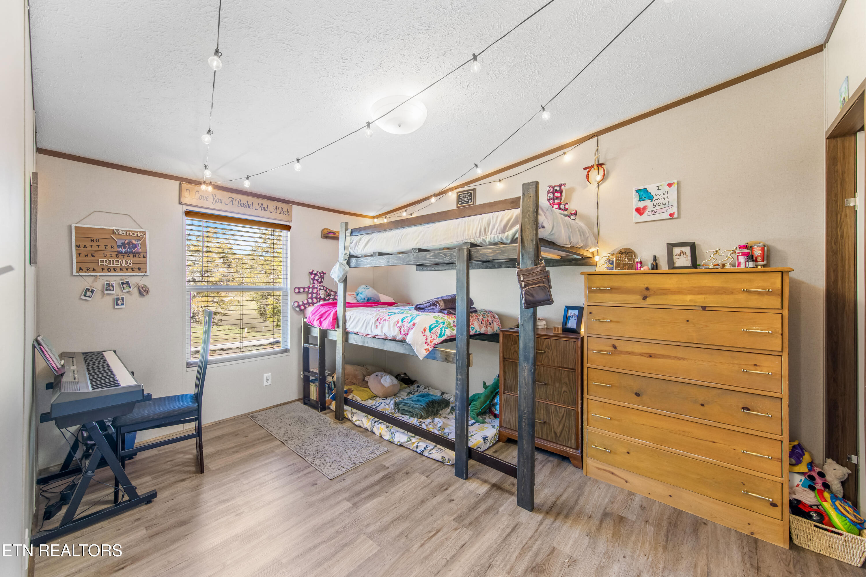 142 Branam Road Jacksboro TN 37757