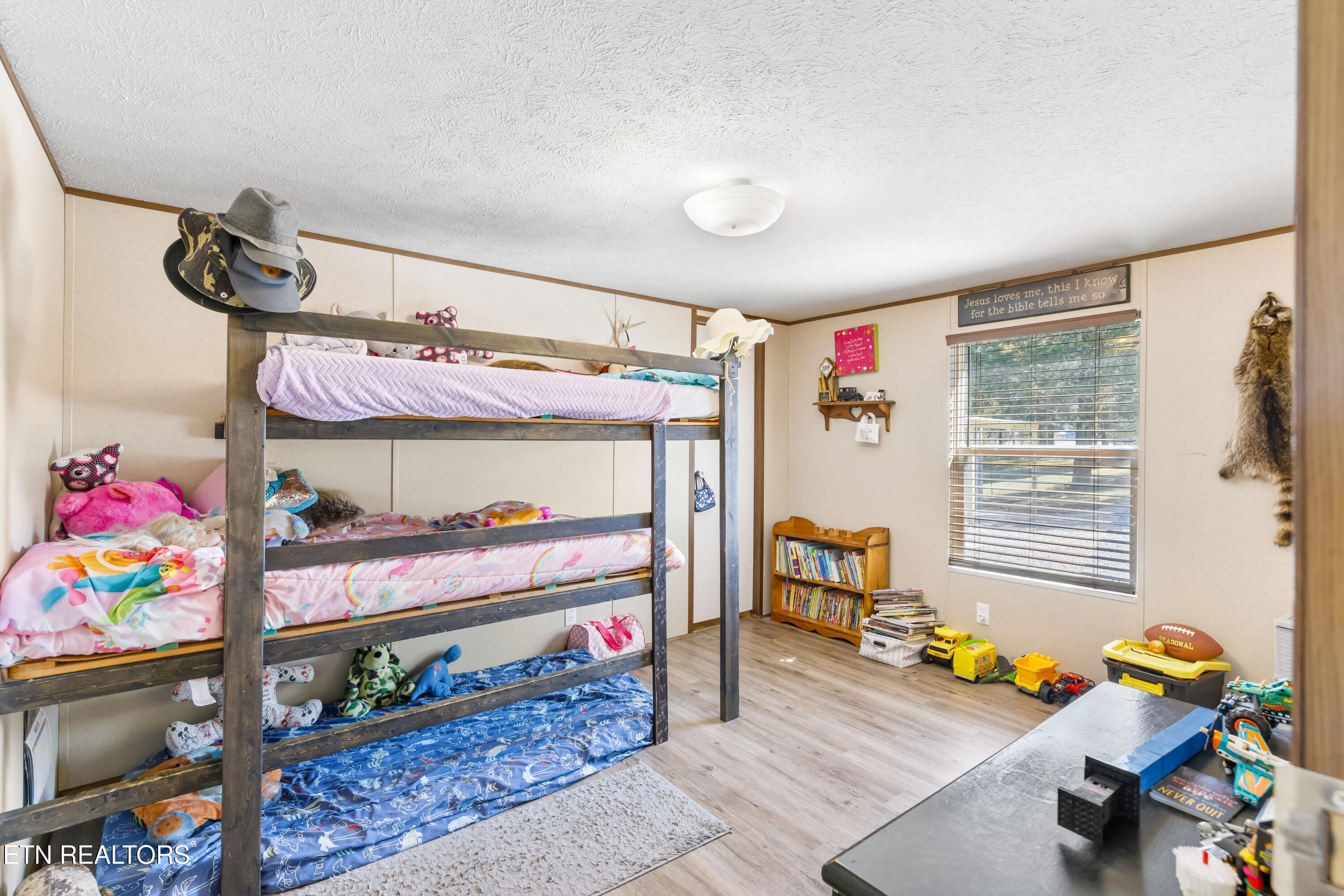 142 Branam Road Jacksboro TN 37757
