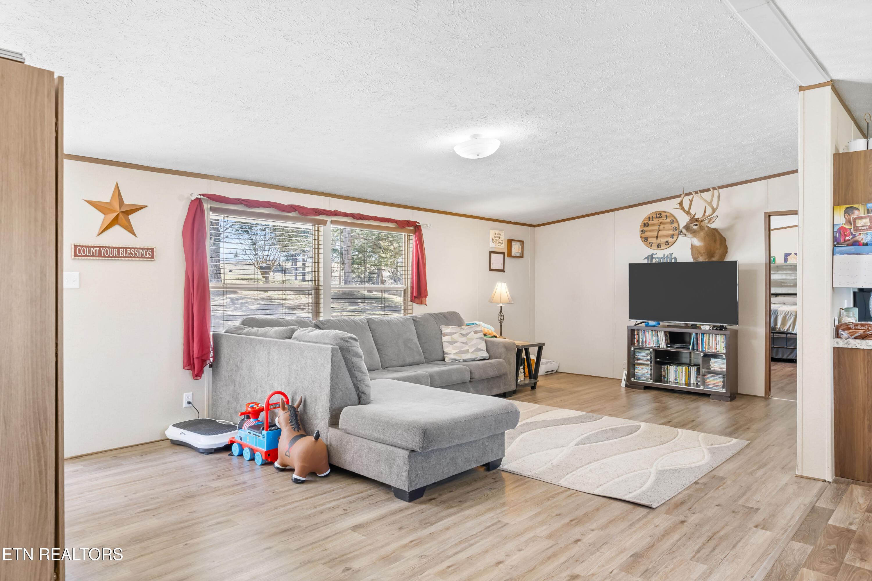 142 Branam Road Jacksboro TN 37757