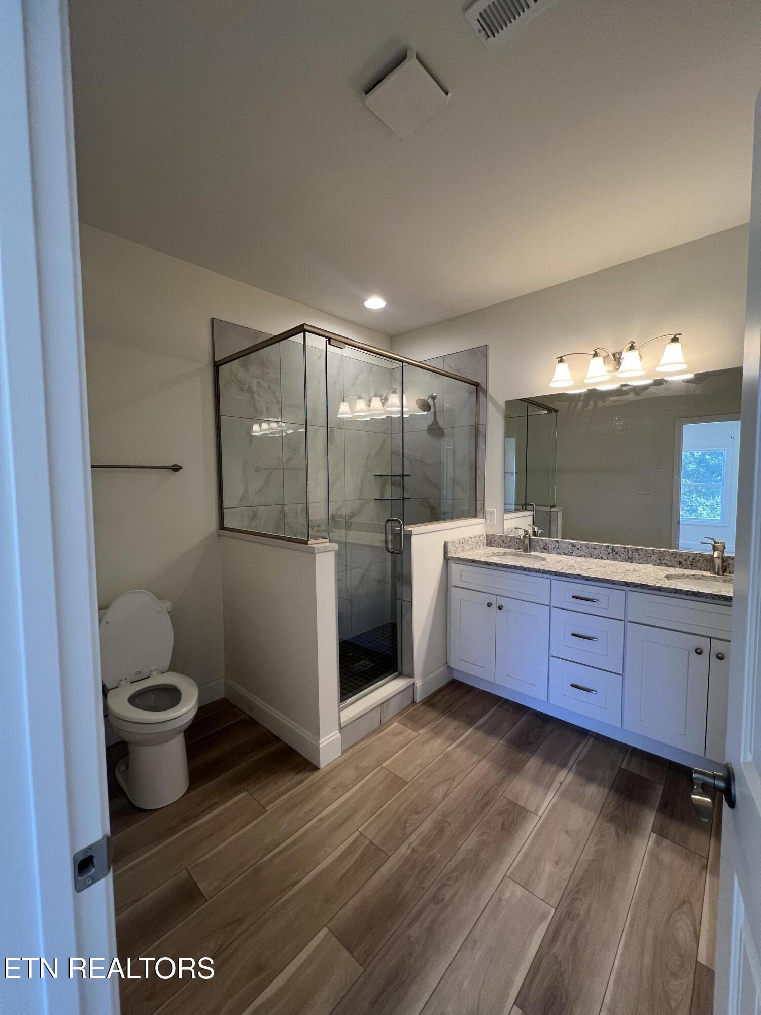 1402 Summer Meadow Lane Powell TN 37849