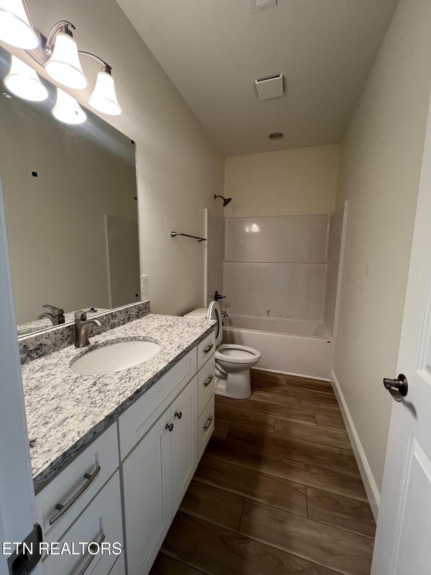 1402 Summer Meadow Lane Powell TN 37849