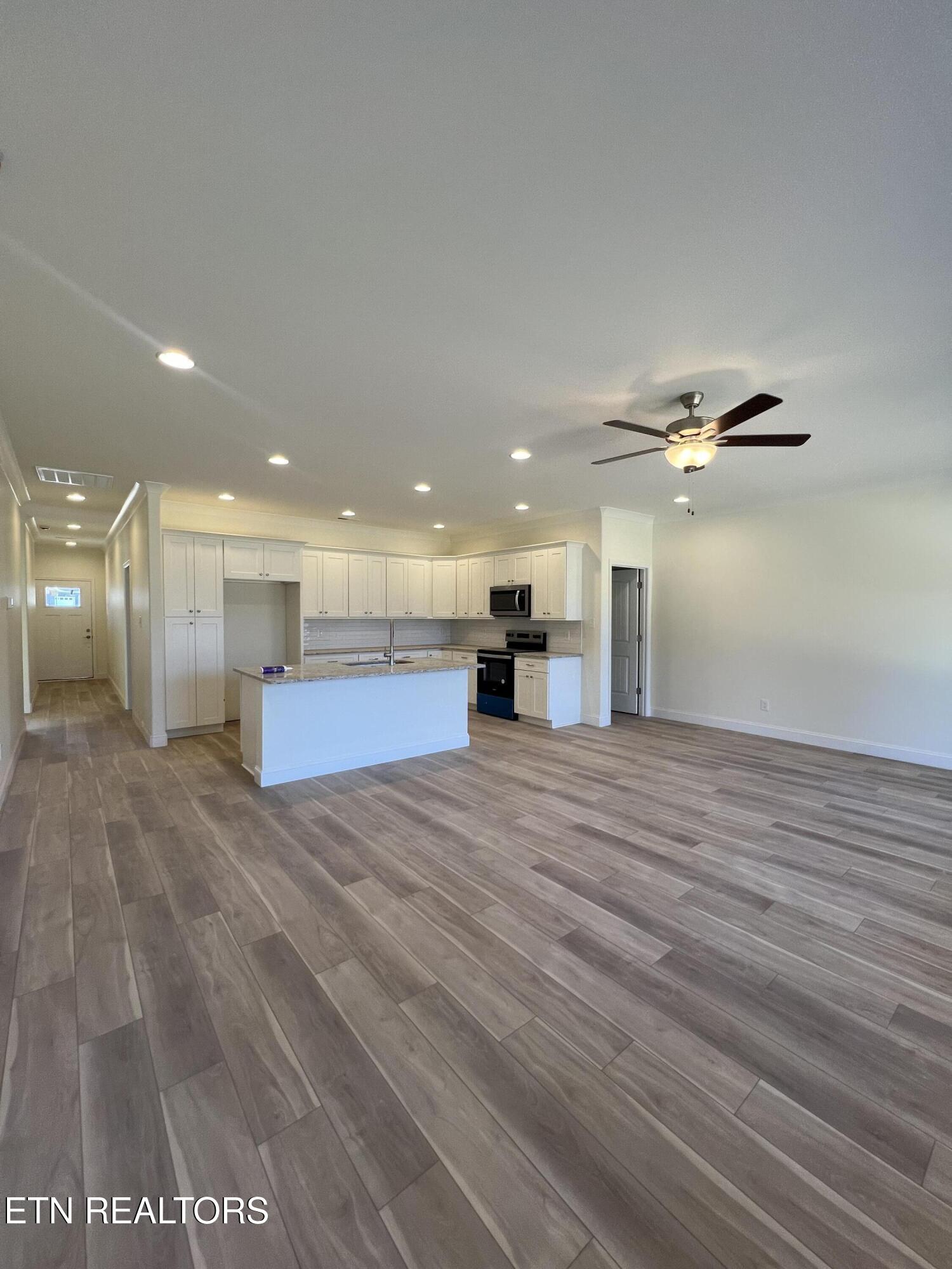 1402 Summer Meadow Lane Powell TN 37849