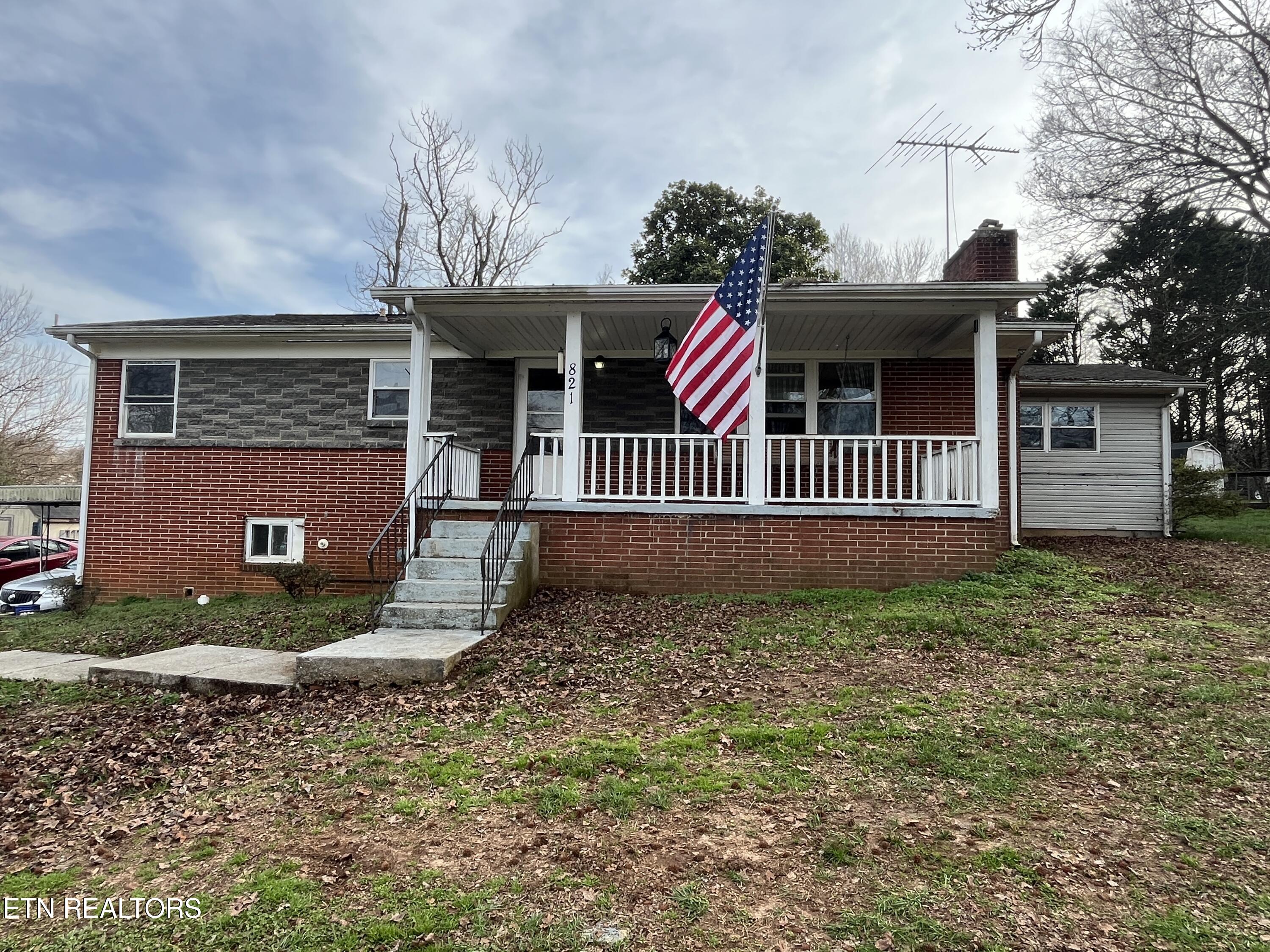 821 W Cherokee Drive Jefferson City TN 37760
