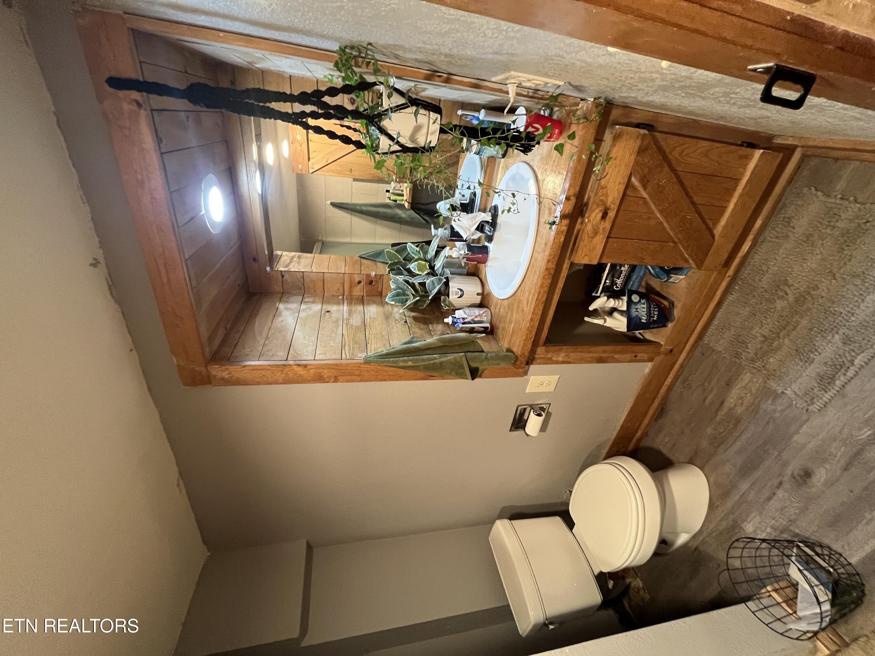 821 W Cherokee Drive Jefferson City TN 37760