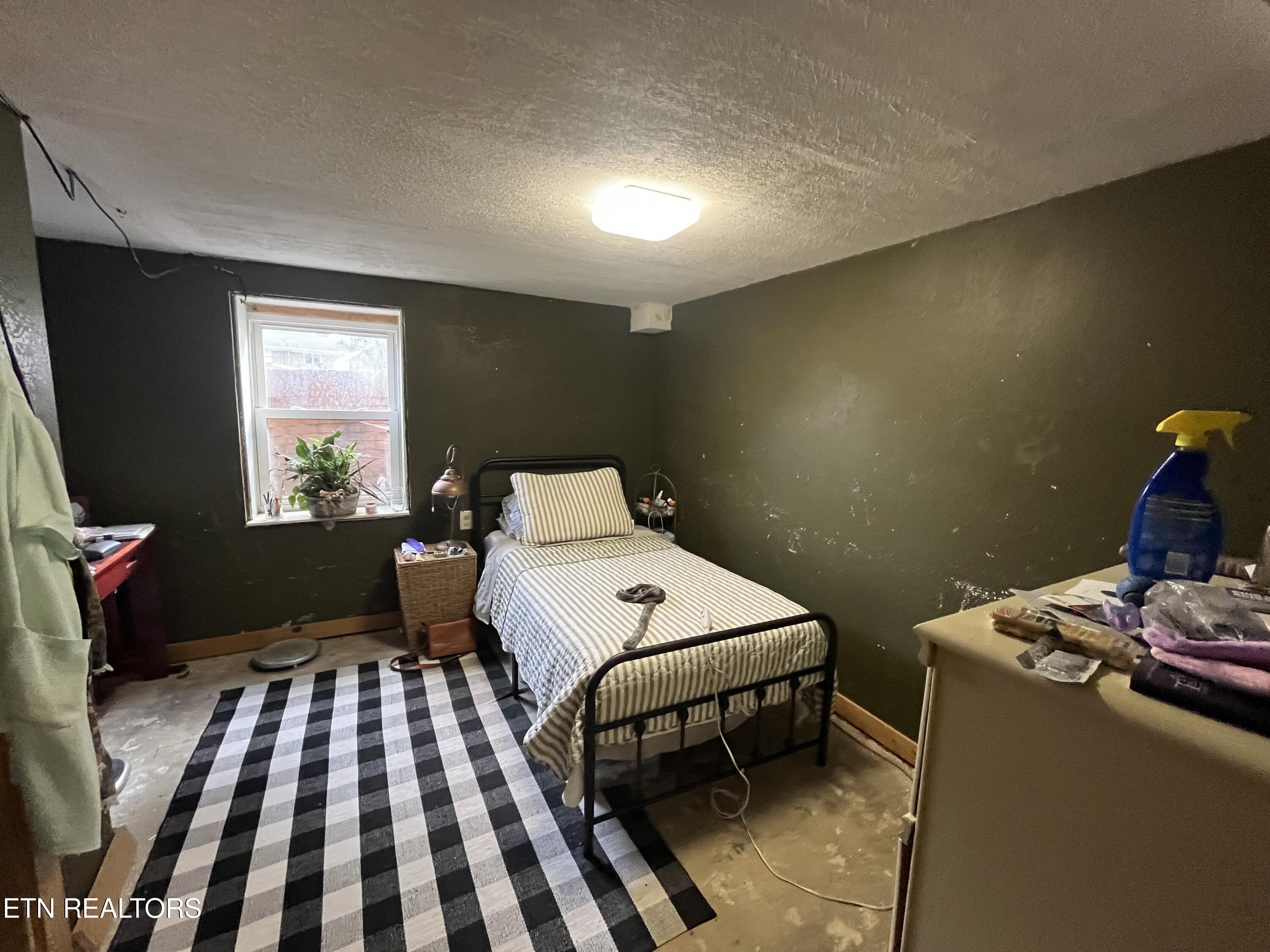 821 W Cherokee Drive Jefferson City TN 37760
