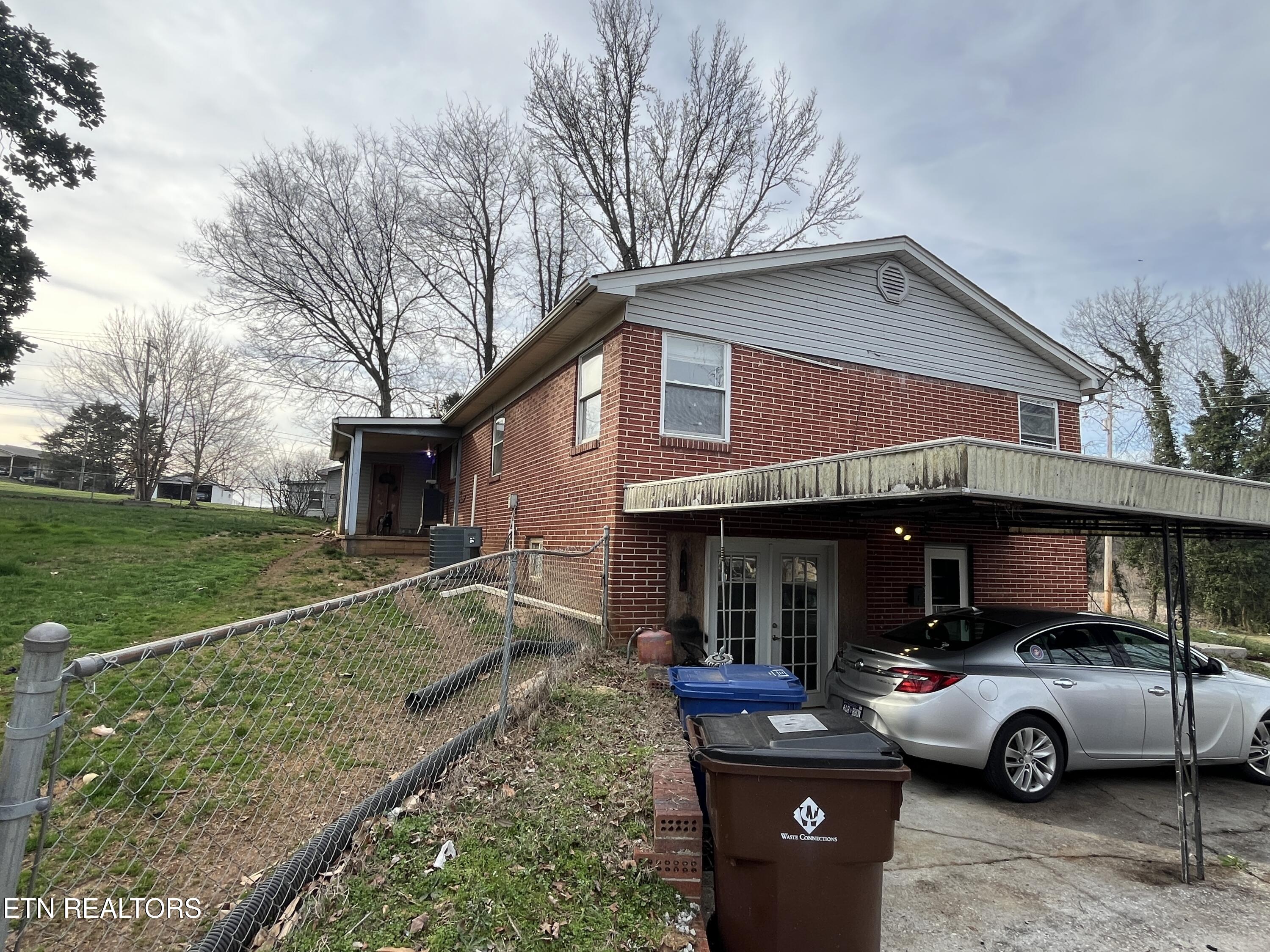 821 W Cherokee Drive Jefferson City TN 37760