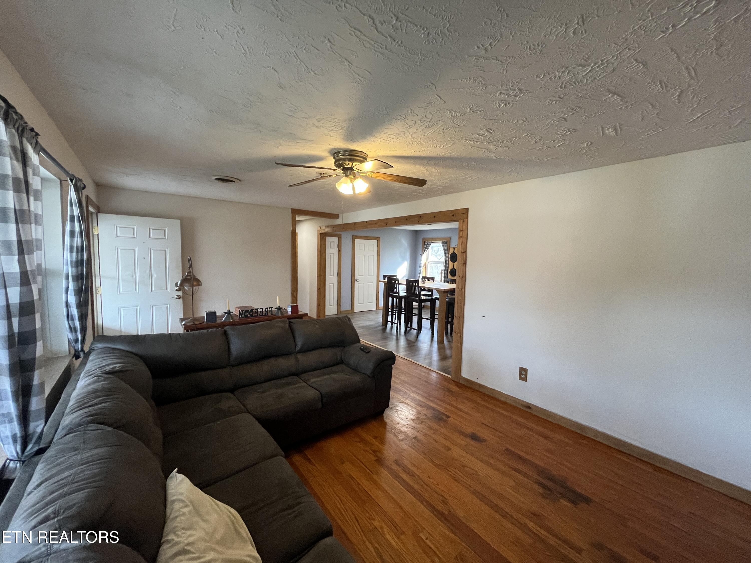 821 W Cherokee Drive Jefferson City TN 37760