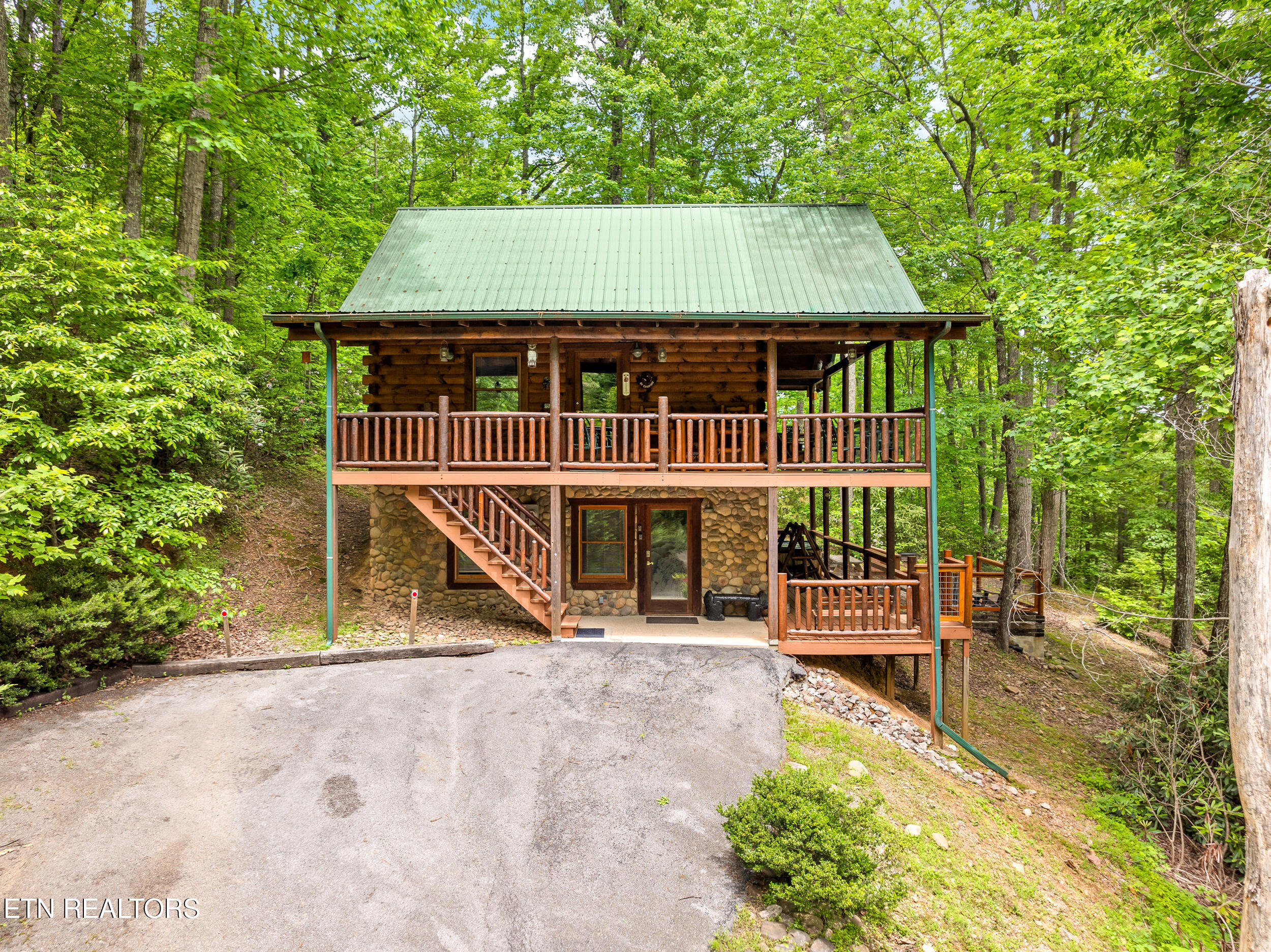4230 Alyssa Way Gatlinburg TN 37738
