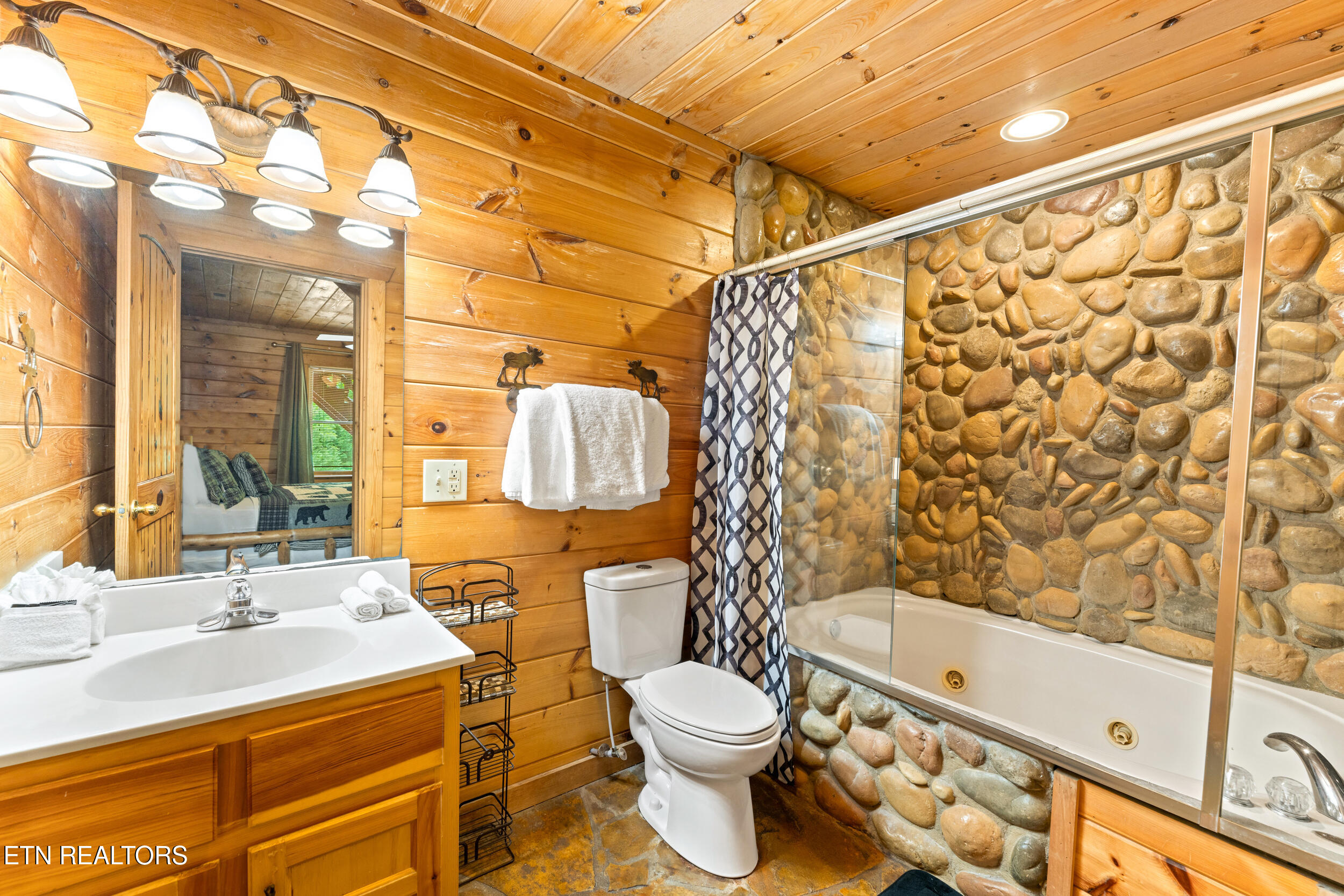 4230 Alyssa Way Gatlinburg TN 37738