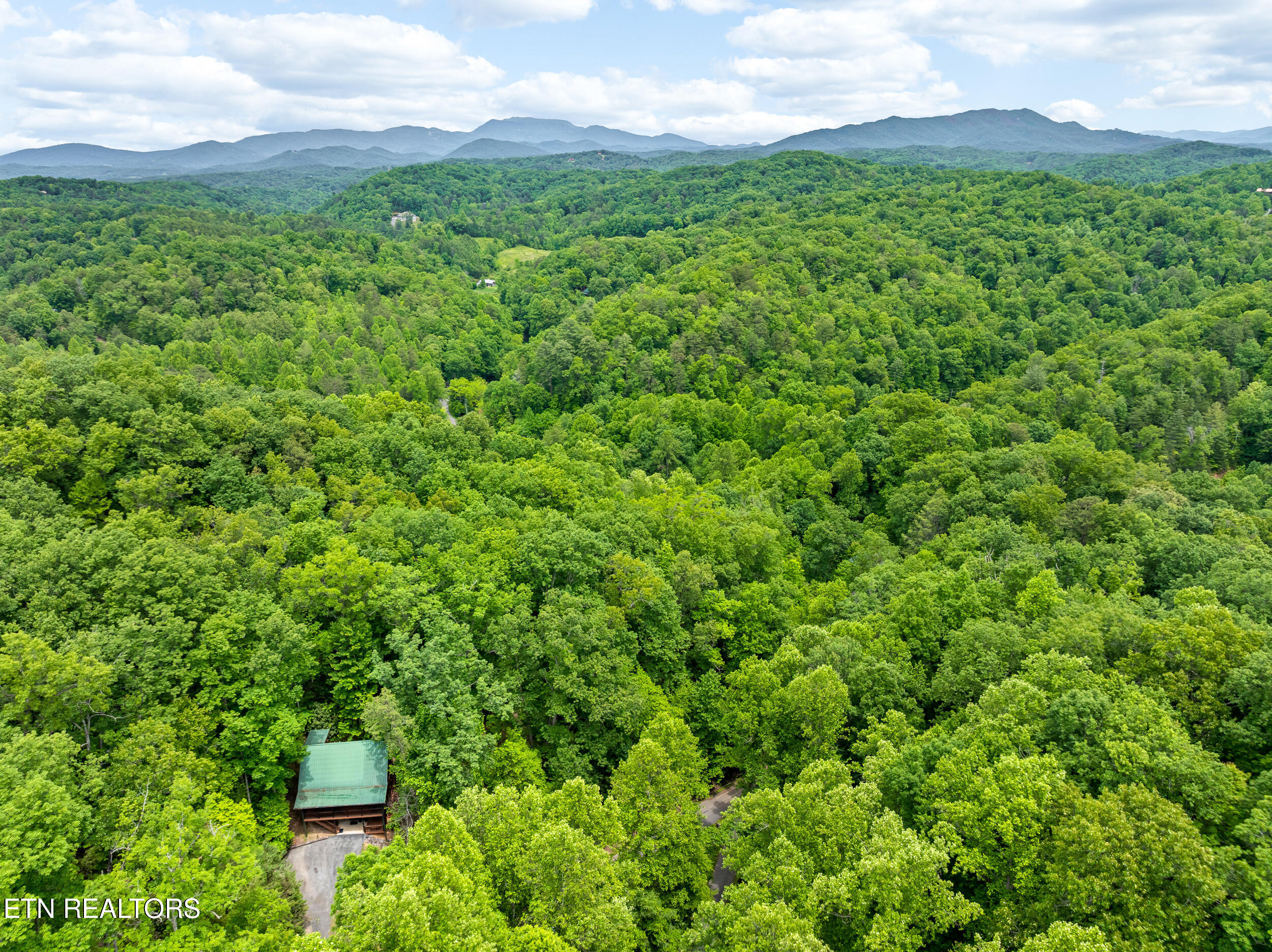 4230 Alyssa Way Gatlinburg TN 37738