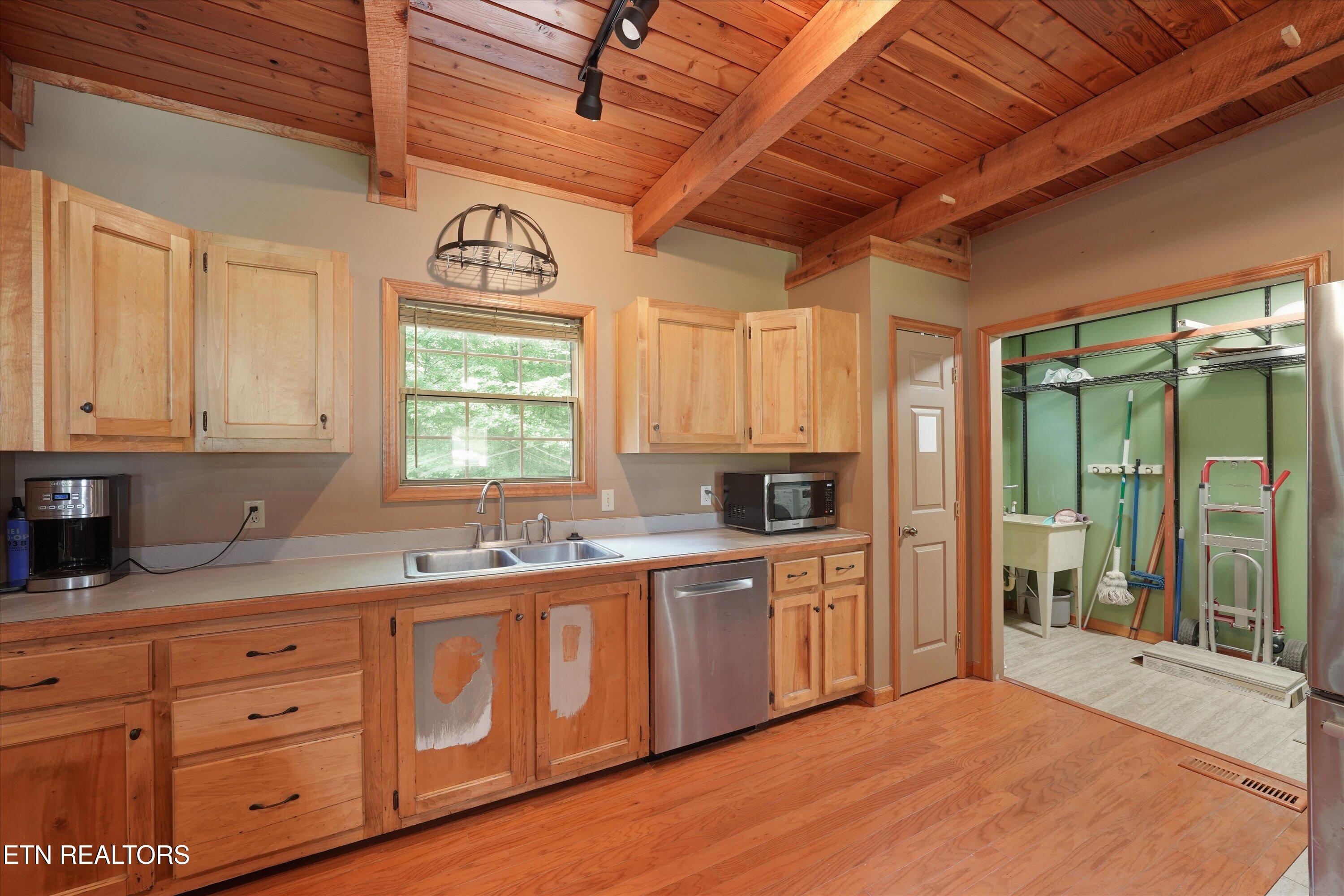 4422 Beaus Bend Road Louisville TN 37777