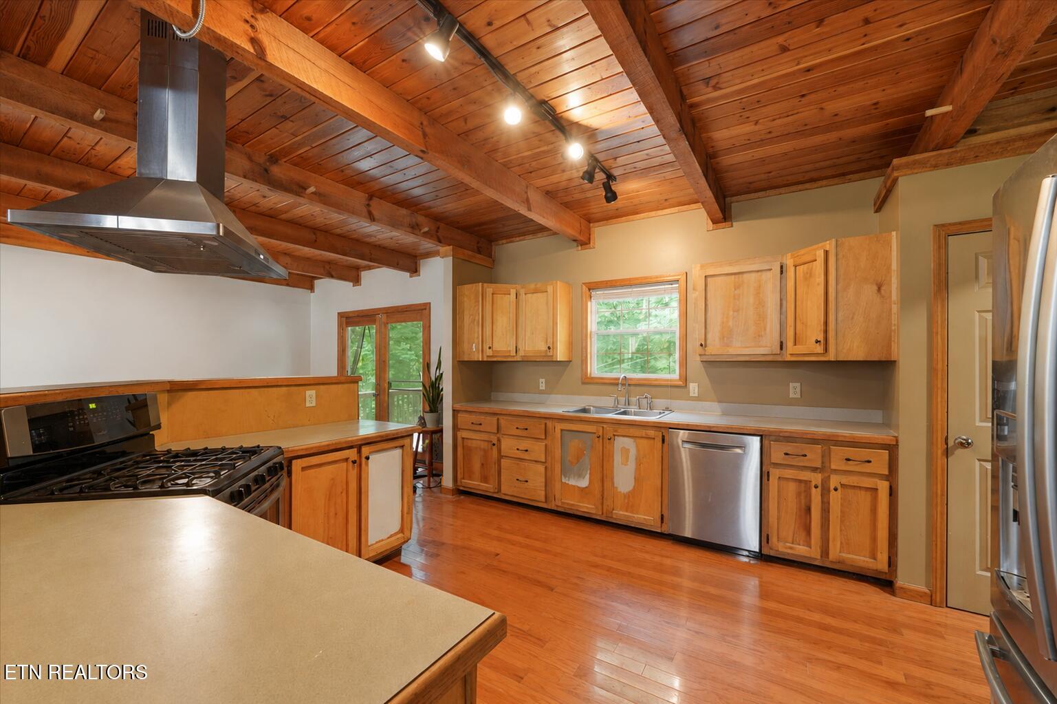 4422 Beaus Bend Road Louisville TN 37777