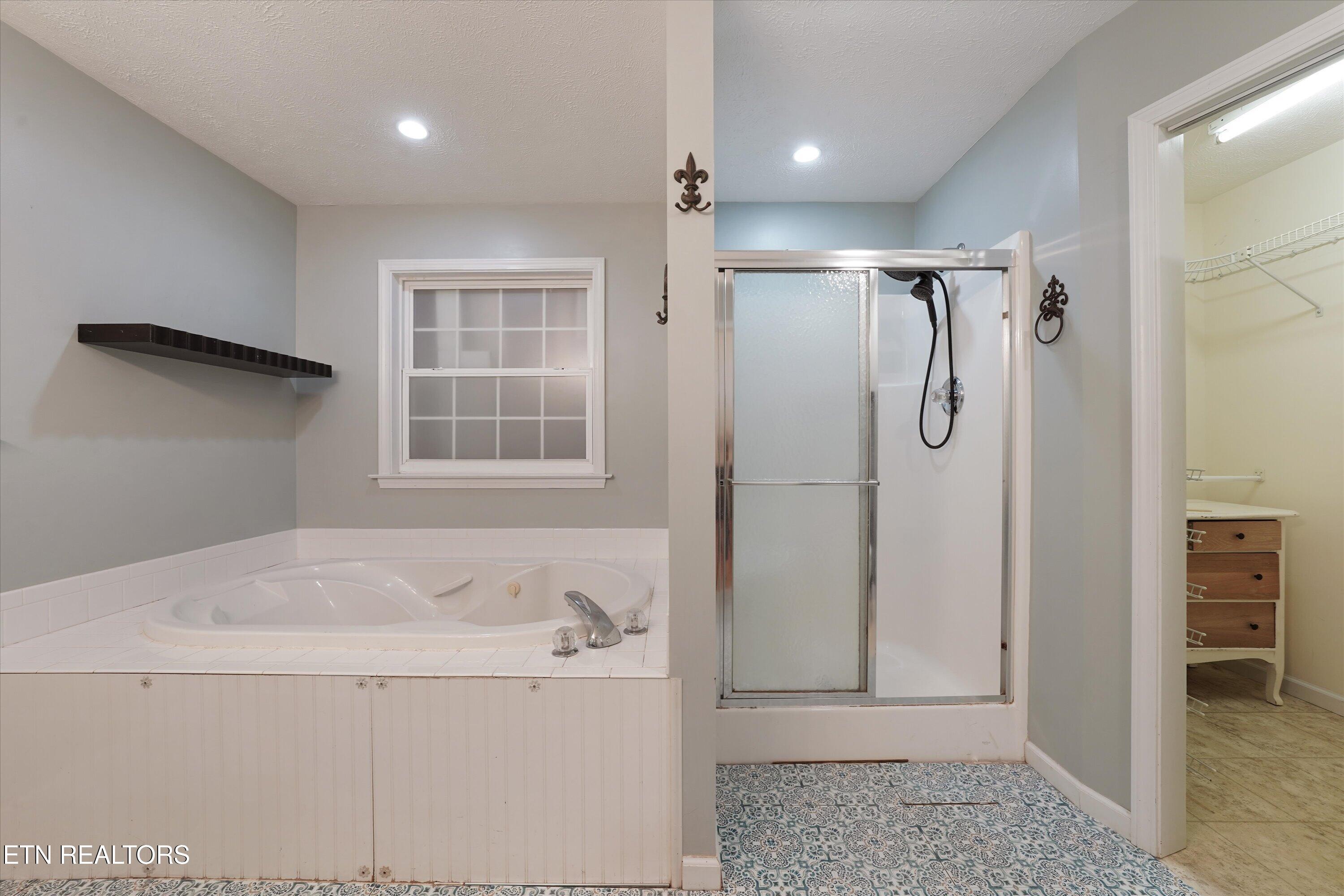 4422 Beaus Bend Road Louisville TN 37777