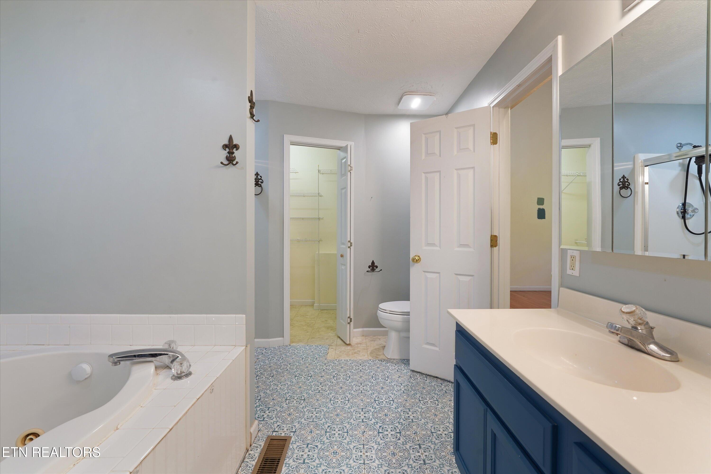 4422 Beaus Bend Road Louisville TN 37777