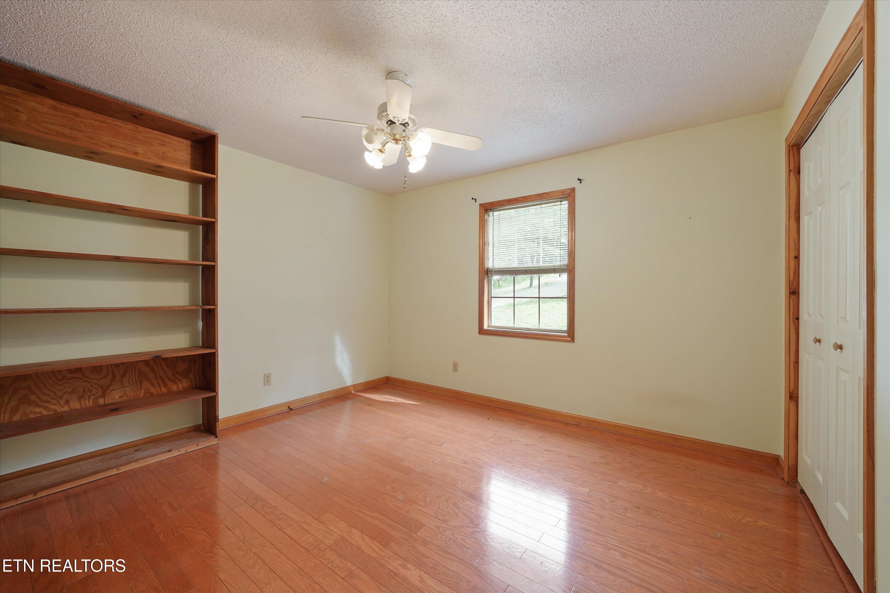 4422 Beaus Bend Road Louisville TN 37777