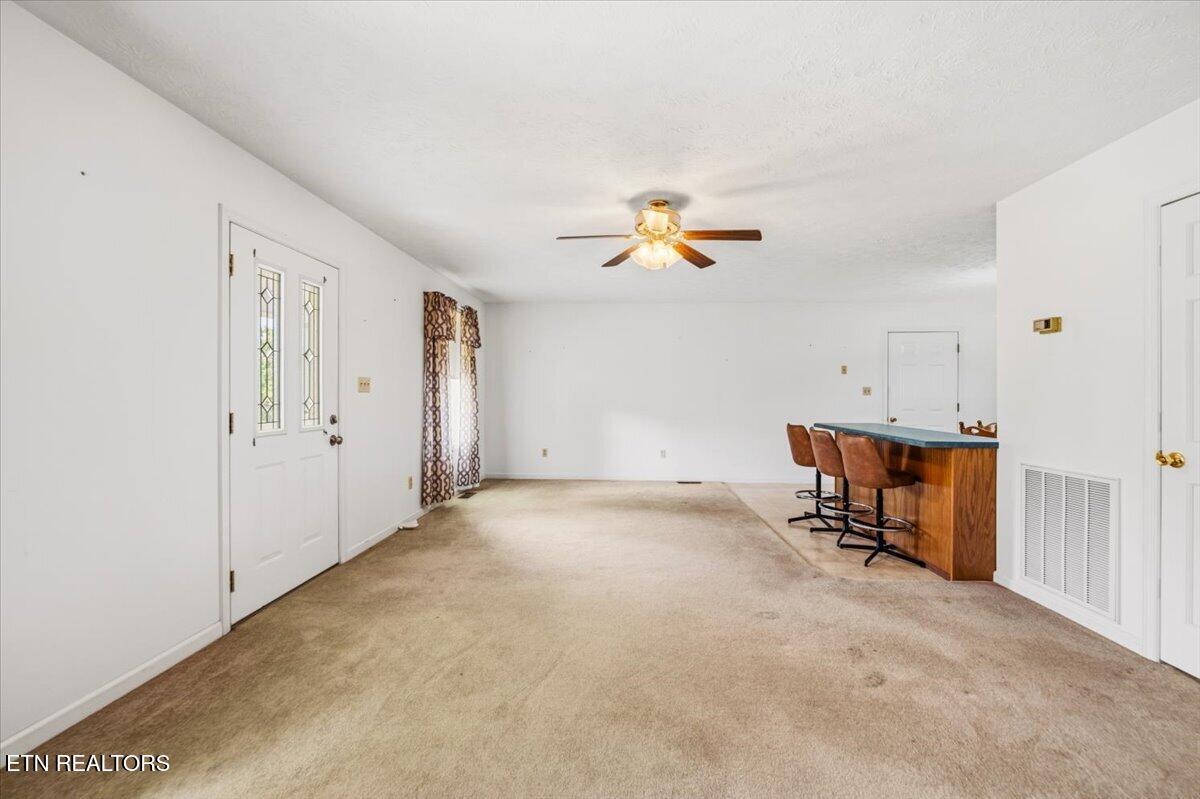 1476 Flat Hollow Road Speedwell TN 37870