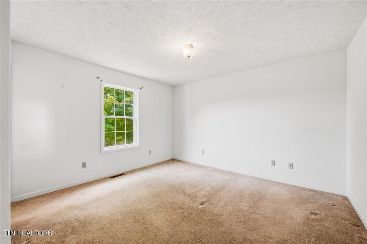 1476 Flat Hollow Road Speedwell TN 37870