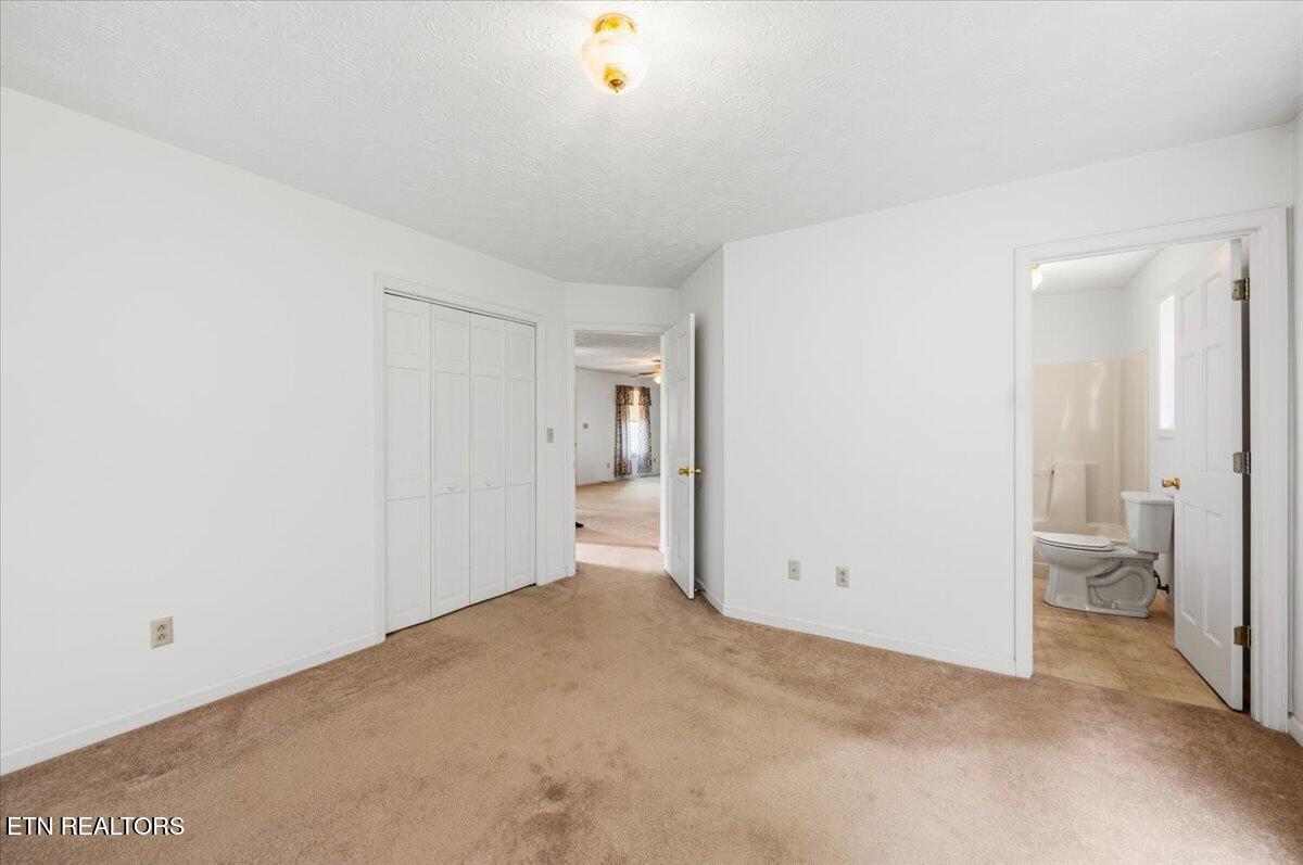 1476 Flat Hollow Road Speedwell TN 37870