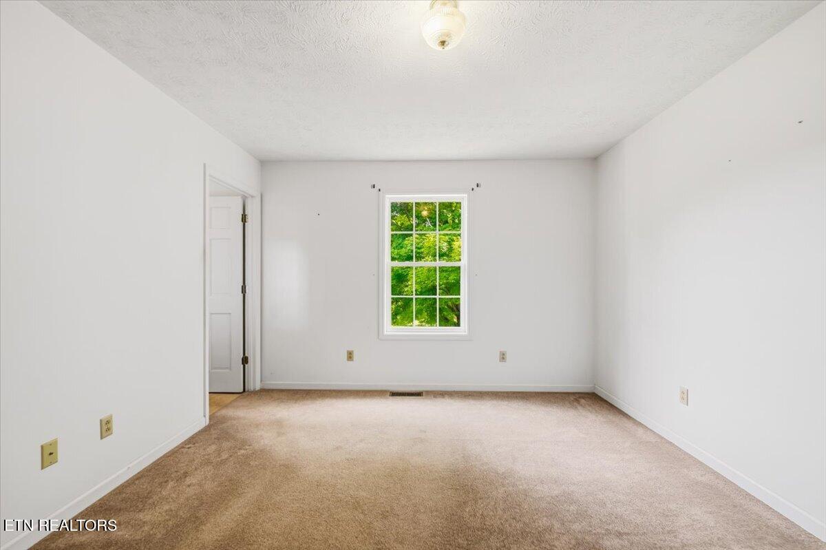 1476 Flat Hollow Road Speedwell TN 37870