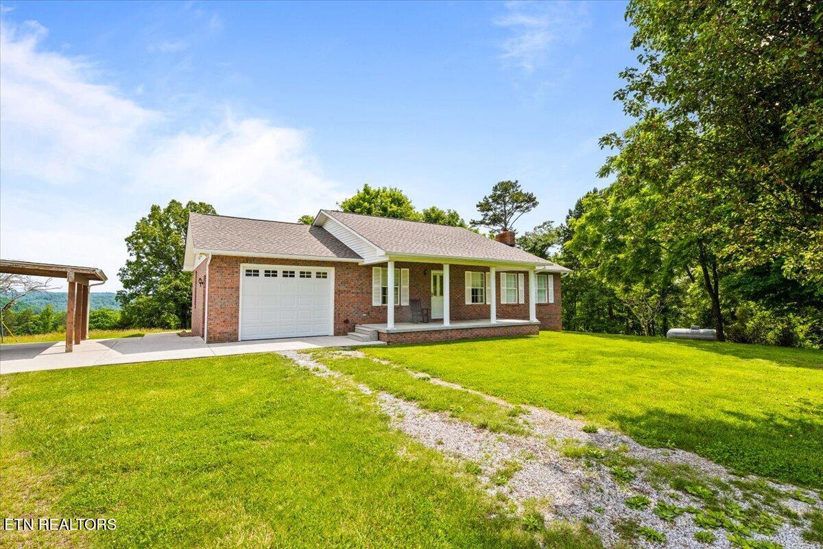 1476 Flat Hollow Road Speedwell TN 37870