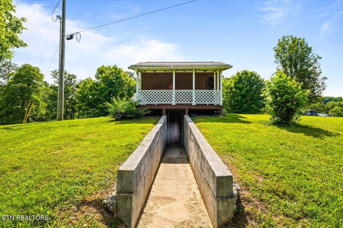 1476 Flat Hollow Road Speedwell TN 37870