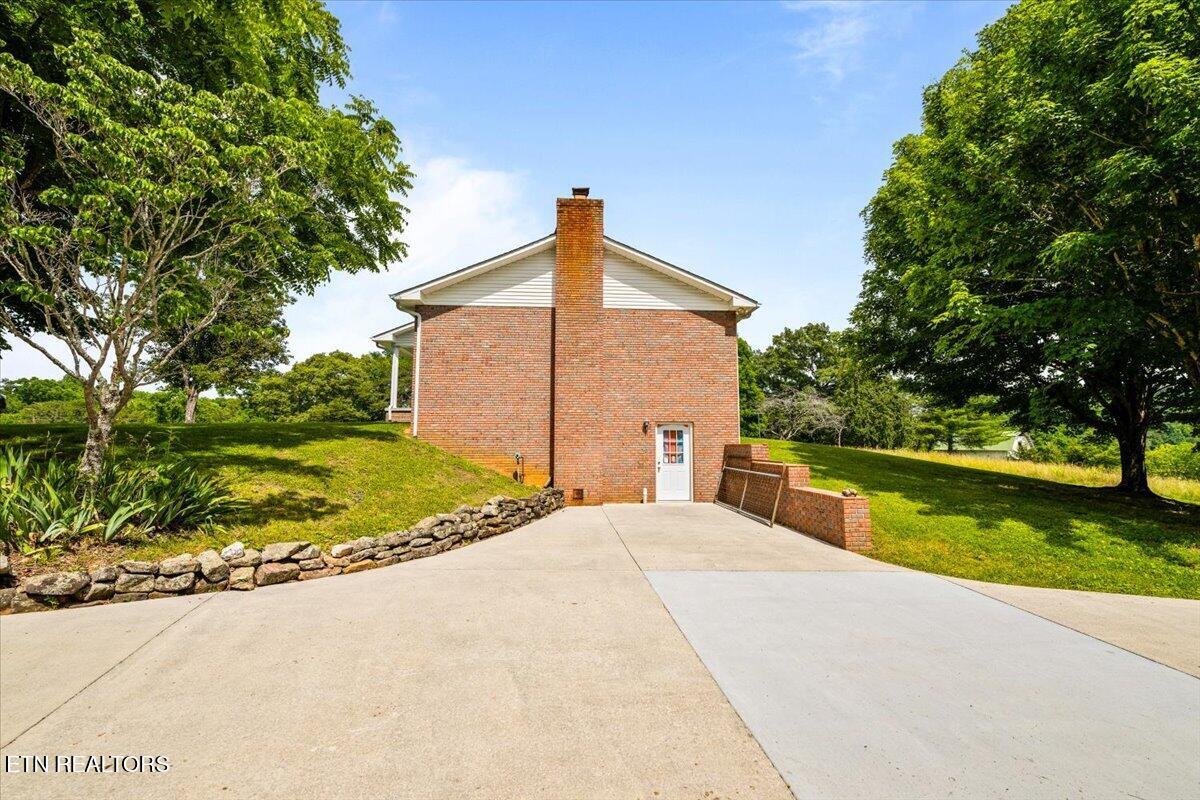 1476 Flat Hollow Road Speedwell TN 37870