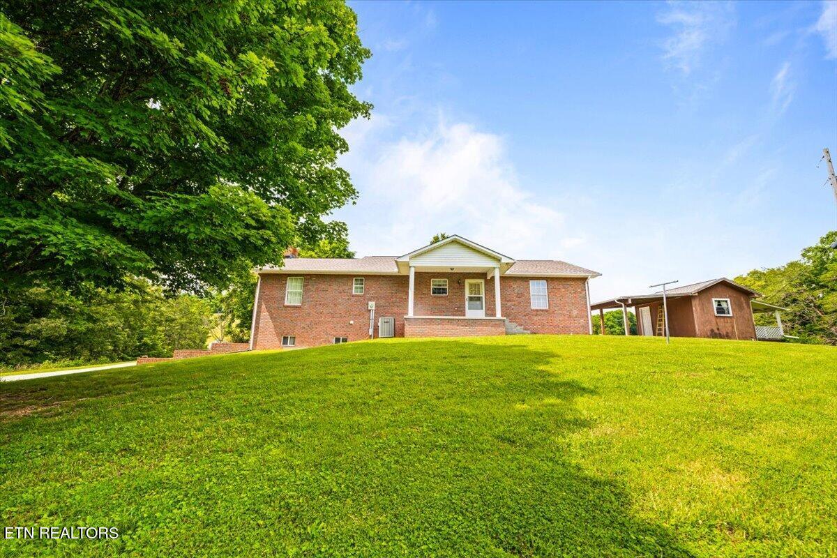 1476 Flat Hollow Road Speedwell TN 37870