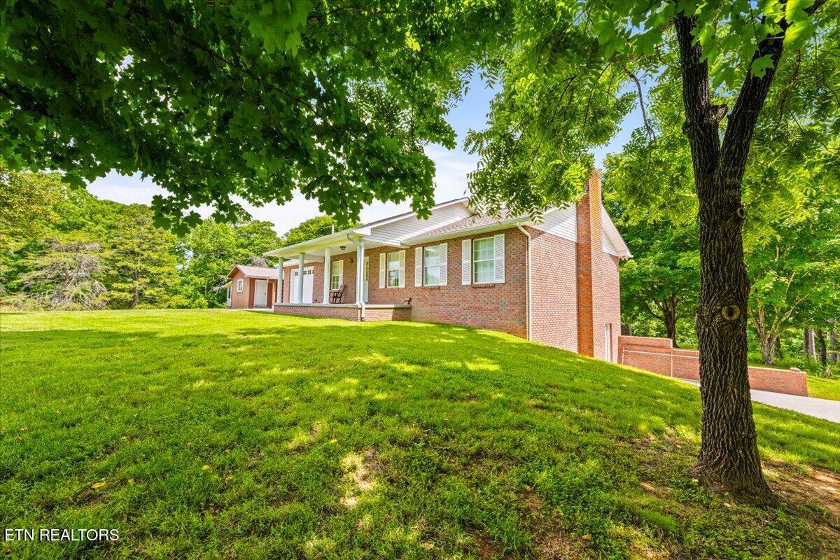 1476 Flat Hollow Road Speedwell TN 37870