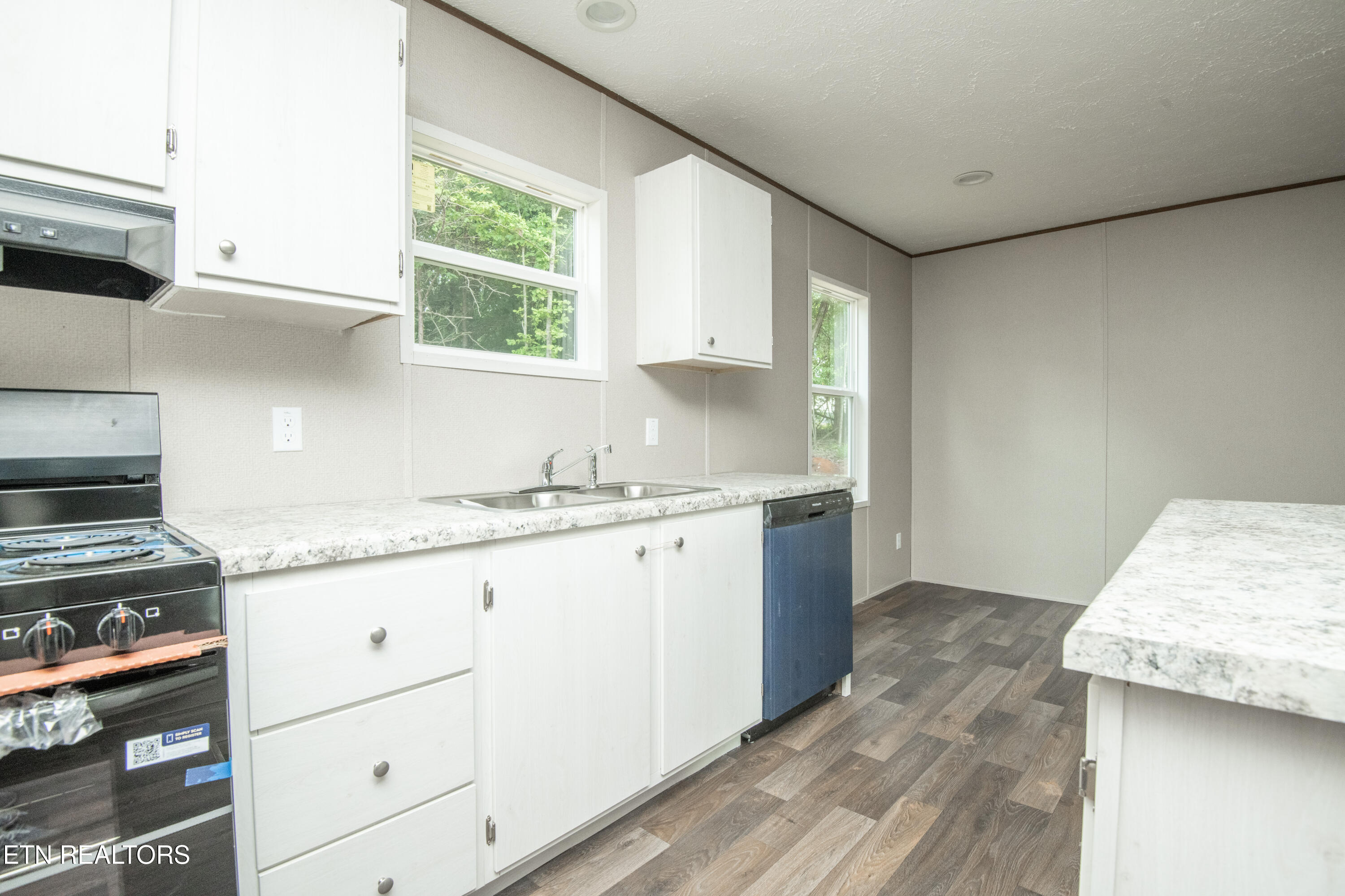 310 Valley Drive Loudon TN 37774