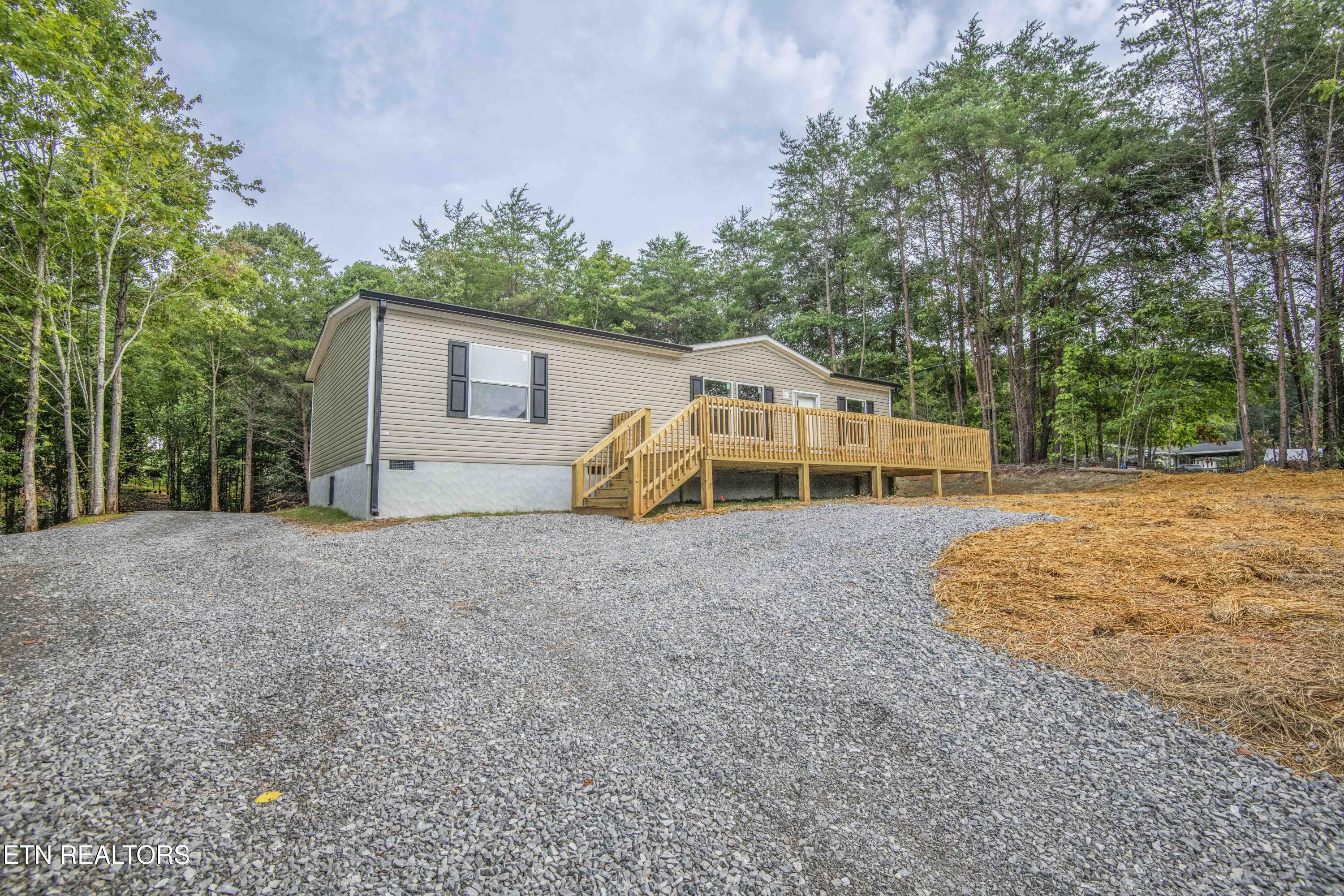 310 Valley Drive Loudon TN 37774