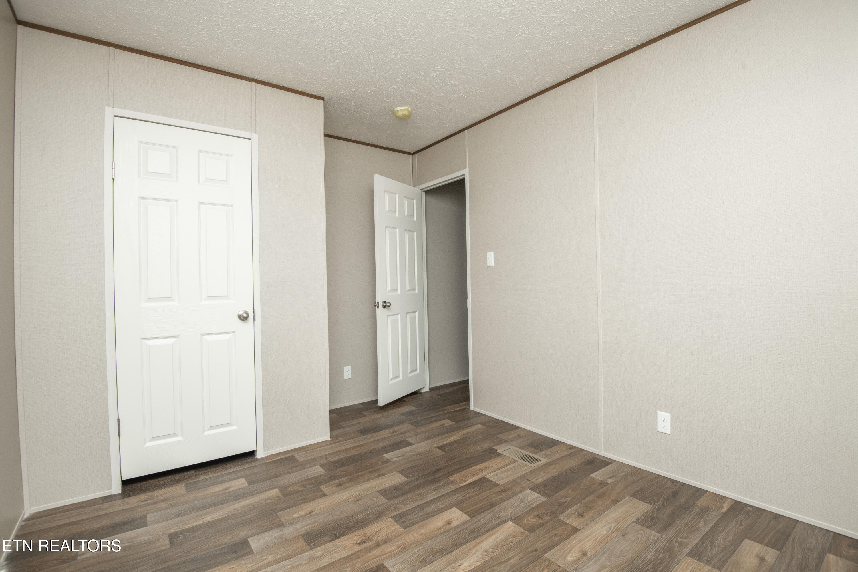 310 Valley Drive Loudon TN 37774