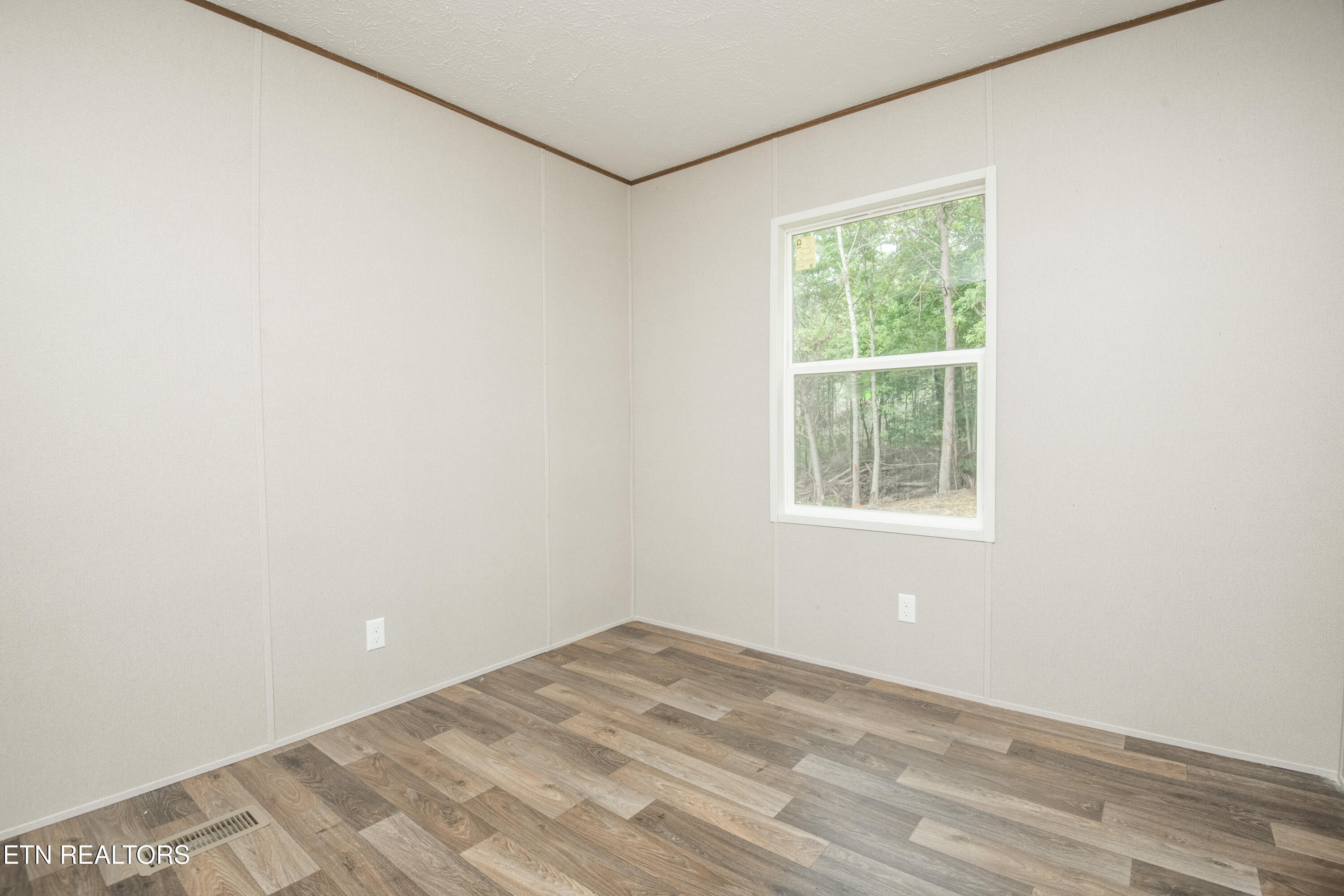 310 Valley Drive Loudon TN 37774