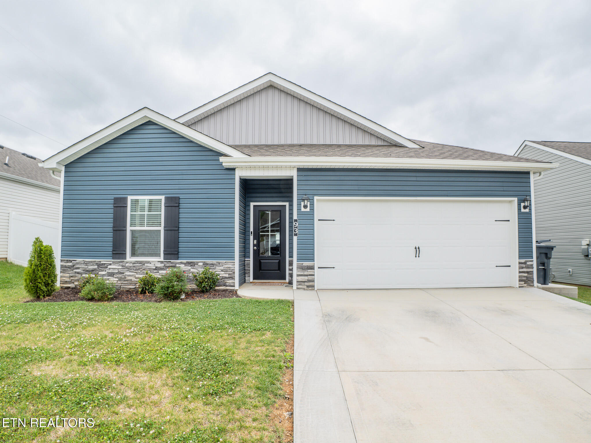 93 Thistle Drive Bluff City TN 37618