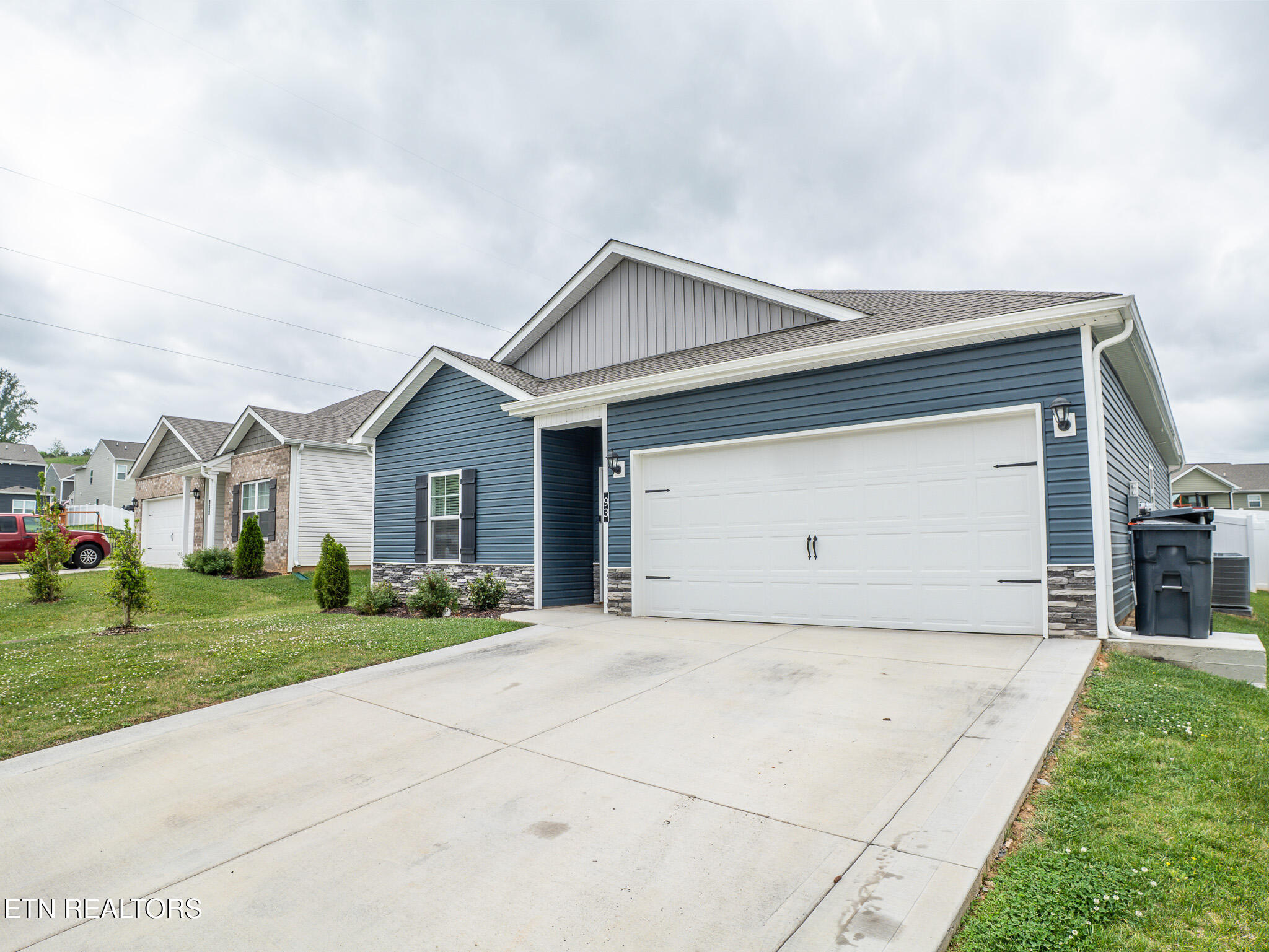 93 Thistle Drive Bluff City TN 37618