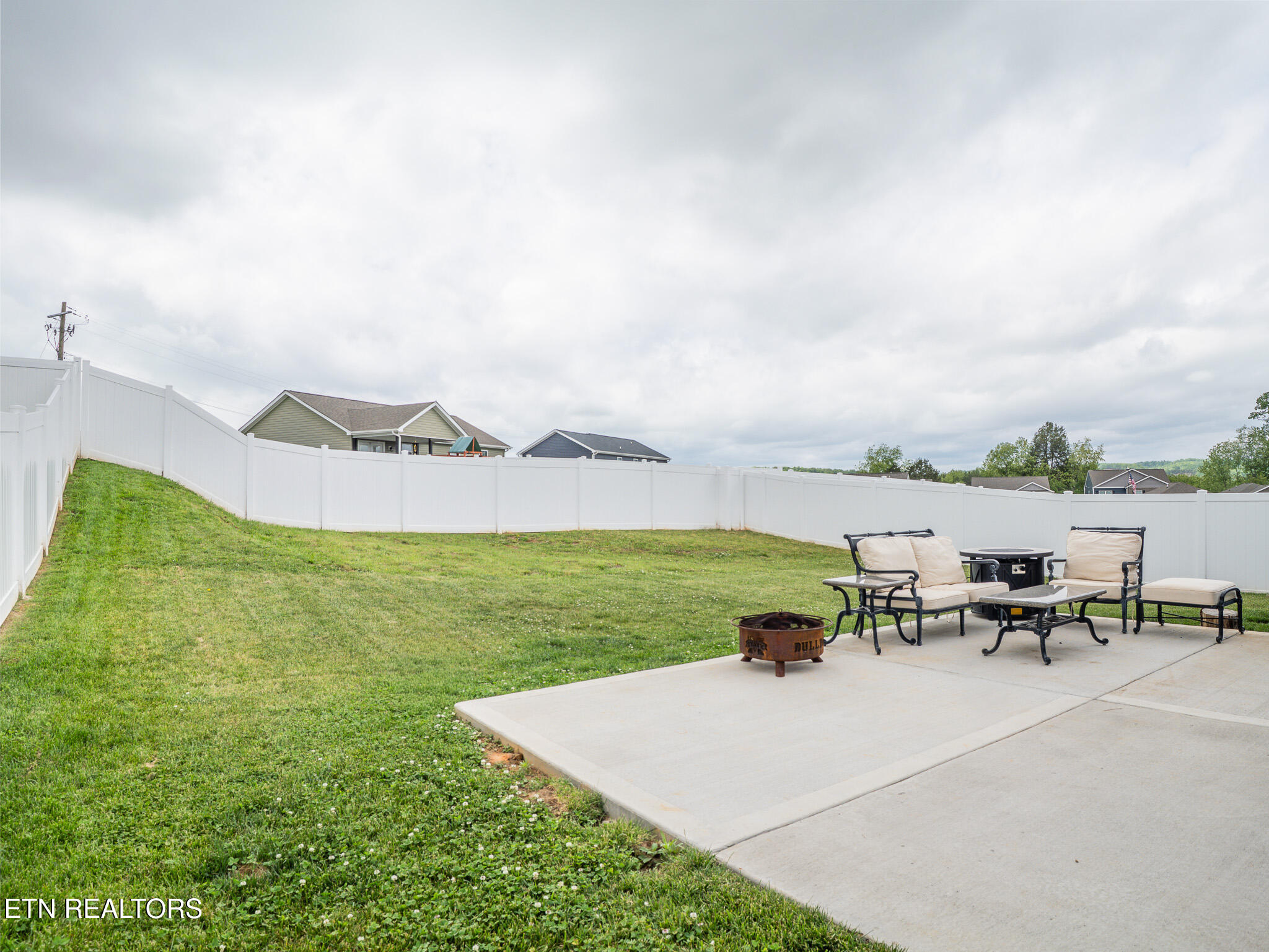93 Thistle Drive Bluff City TN 37618