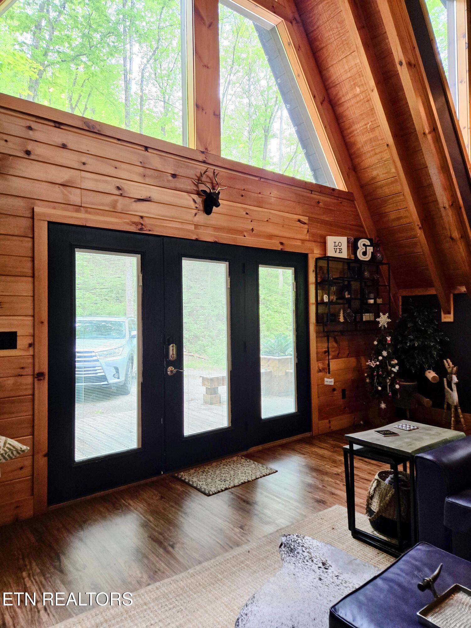 1020 Deep Hollow Road Gatlinburg TN 37738