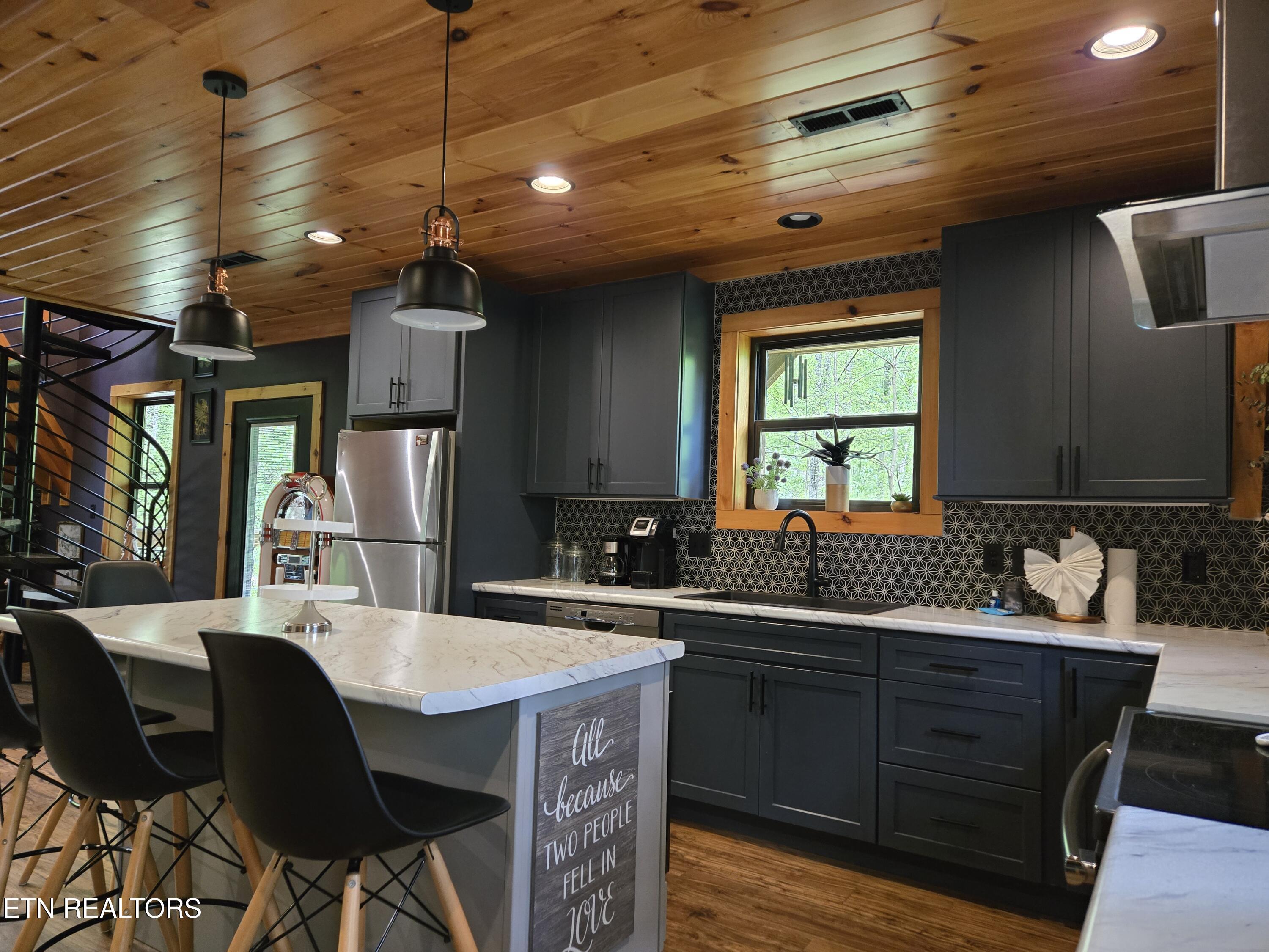 1020 Deep Hollow Road Gatlinburg TN 37738