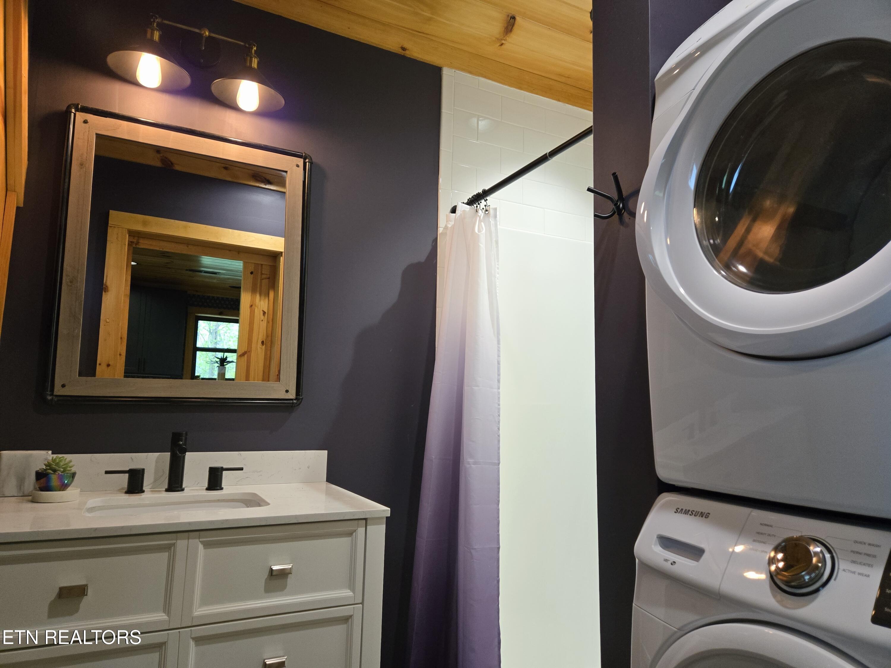 1020 Deep Hollow Road Gatlinburg TN 37738